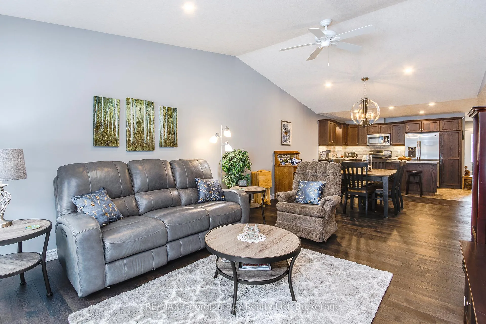 Photo 13 of 39 Chamberlain Crescent, Penetanguishene — HOMEH