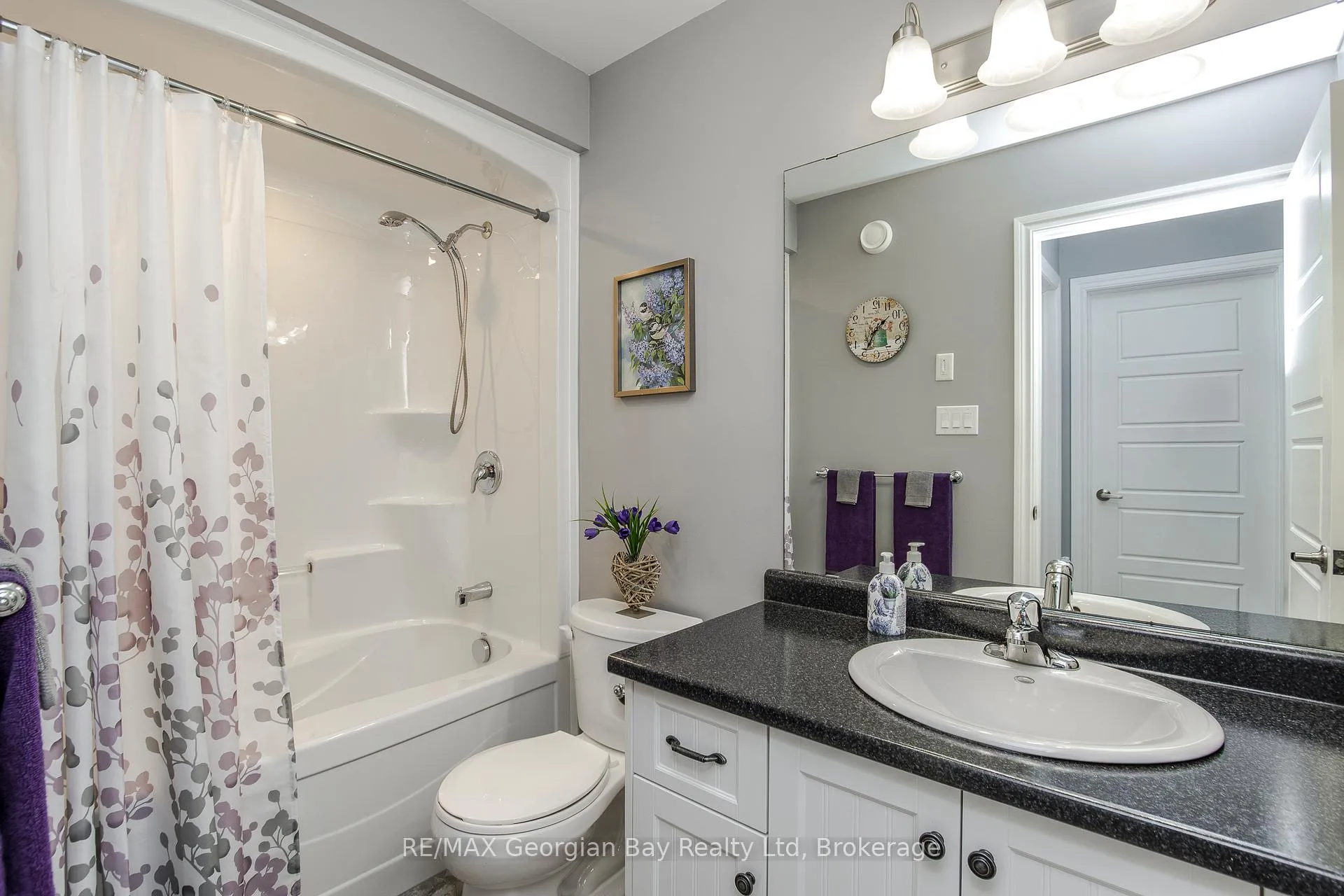 Photo 22 of 39 Chamberlain Crescent, Penetanguishene — HOMEH
