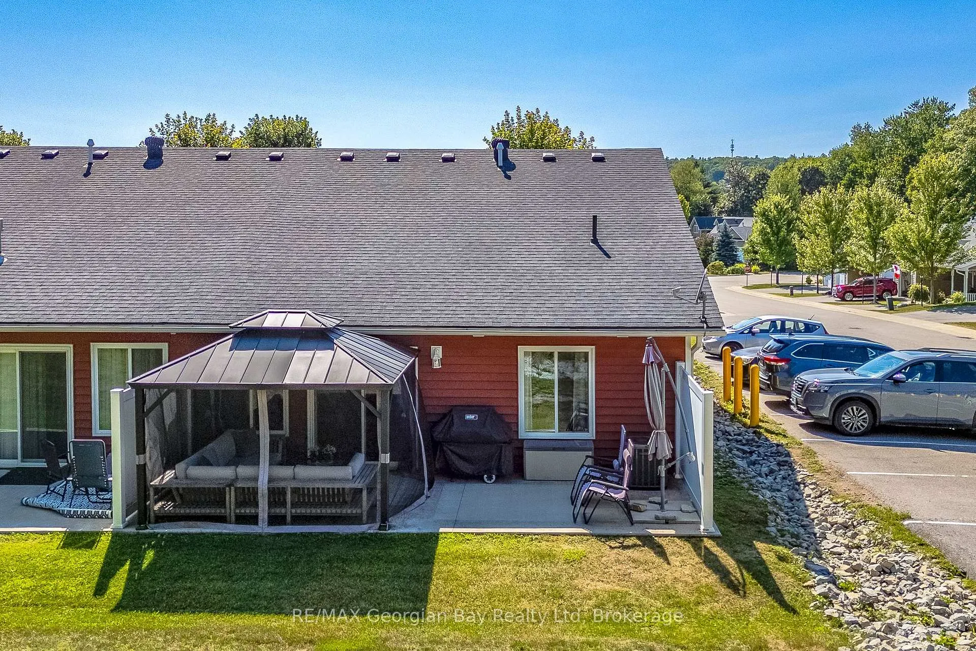 Photo 27 of 39 Chamberlain Crescent, Penetanguishene — HOMEH