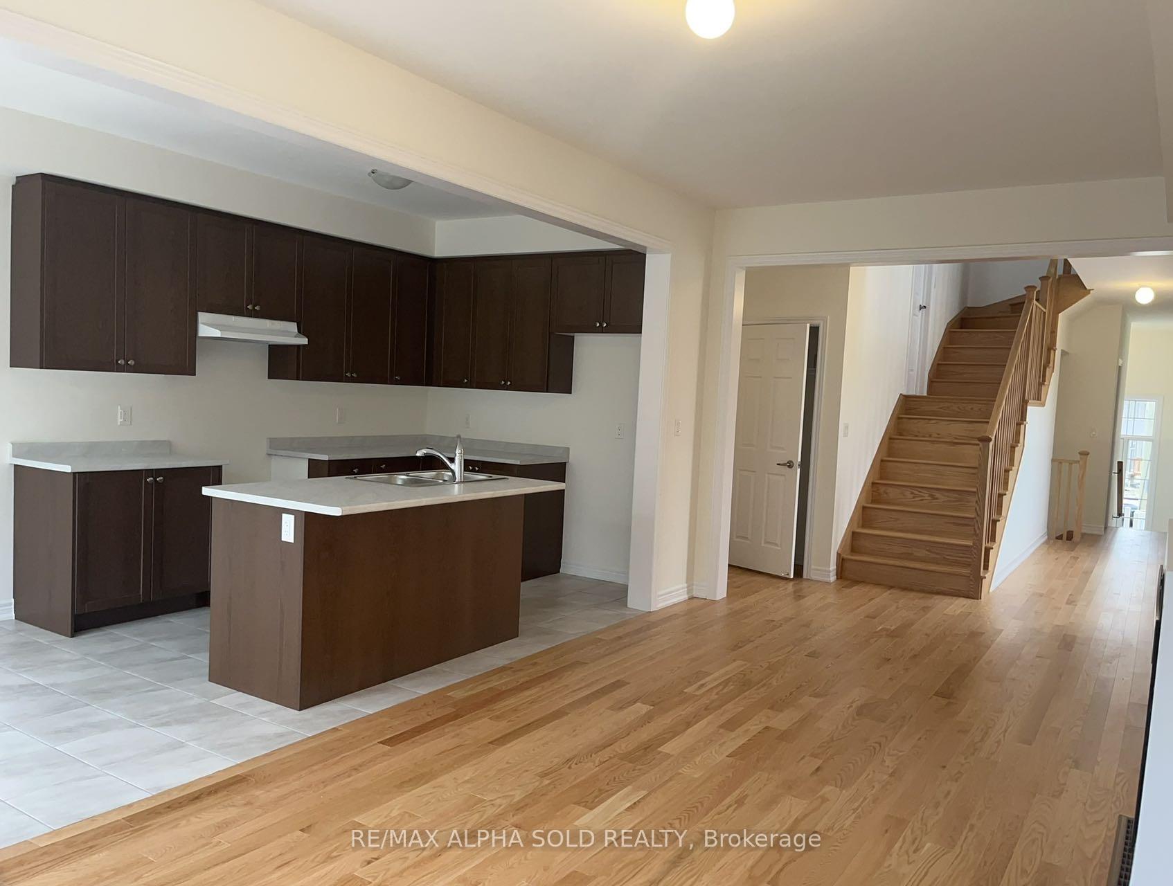 Photo 4 of 2847 Albatross Way, Pickering, Rural Pickering — HOMEH
