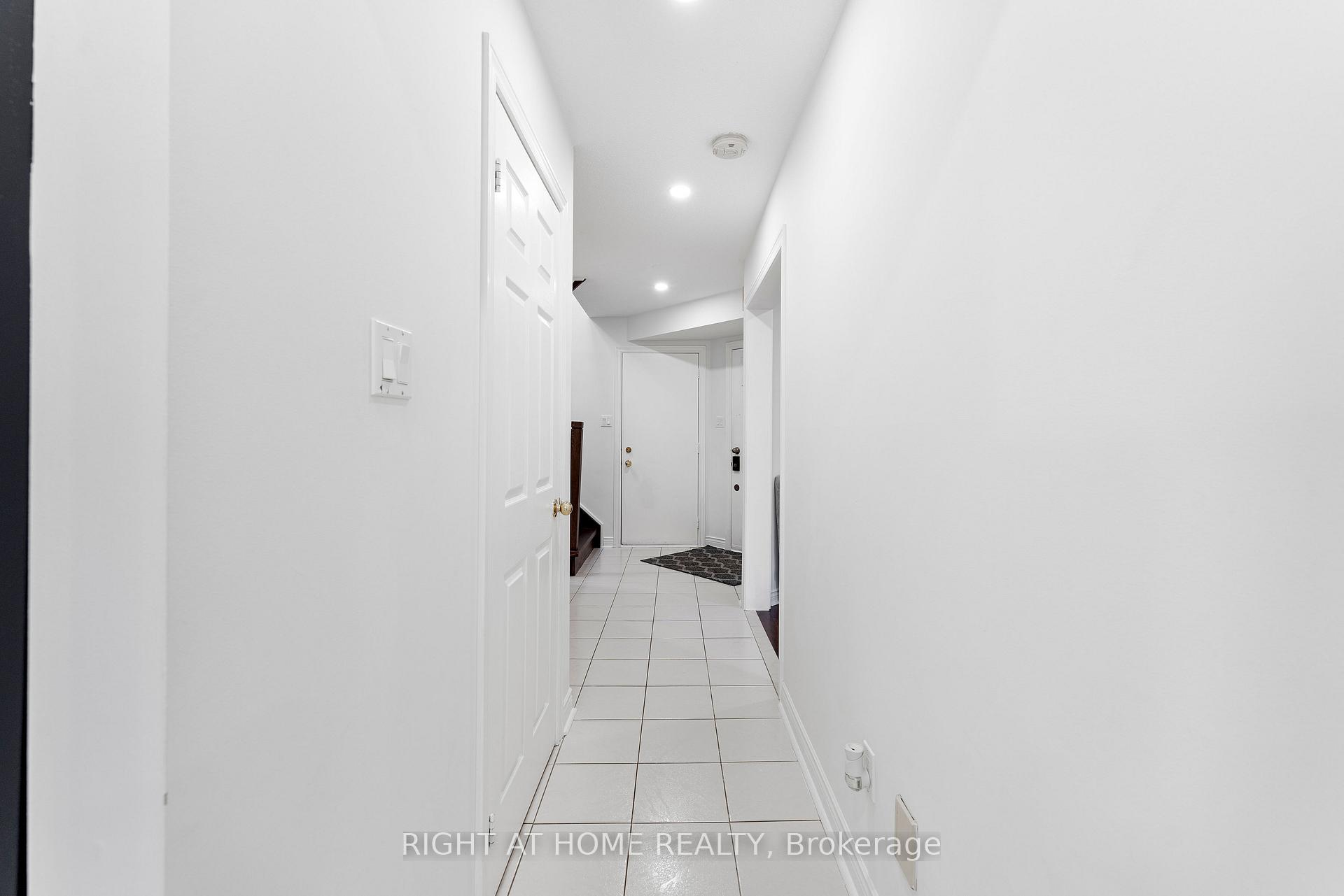 Photo 15 of 2528 Parkdale Street, Pickering, Liverpool — HOMEH