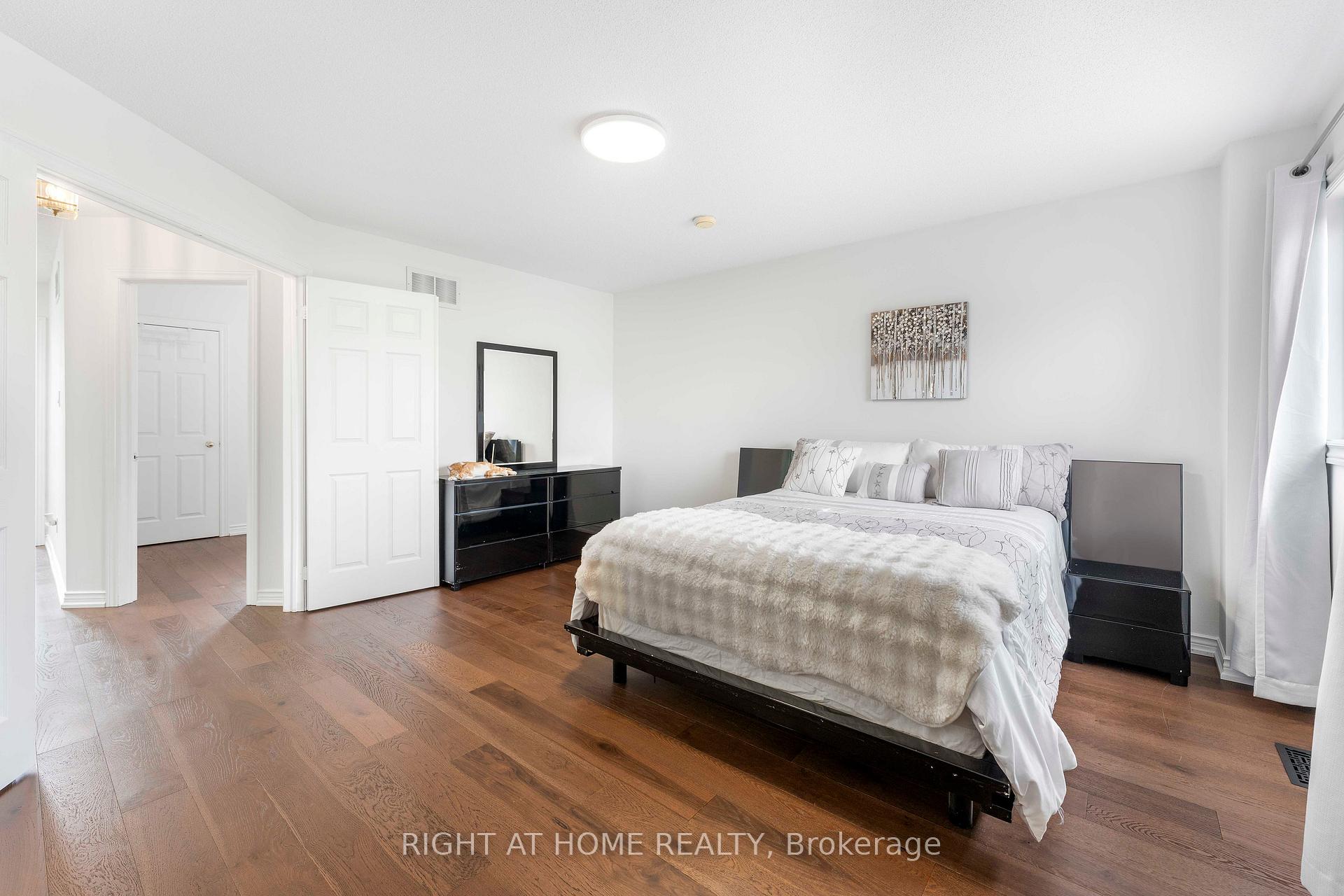 Photo 24 of 2528 Parkdale Street, Pickering, Liverpool — HOMEH