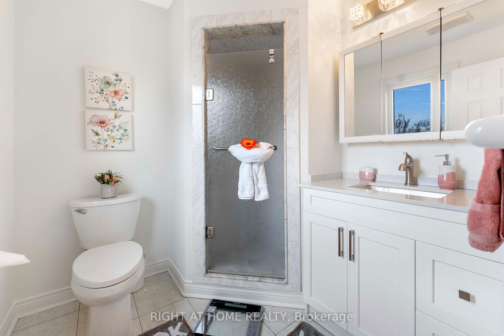 Photo 26 of 2528 Parkdale Street, Pickering, Liverpool — HOMEH