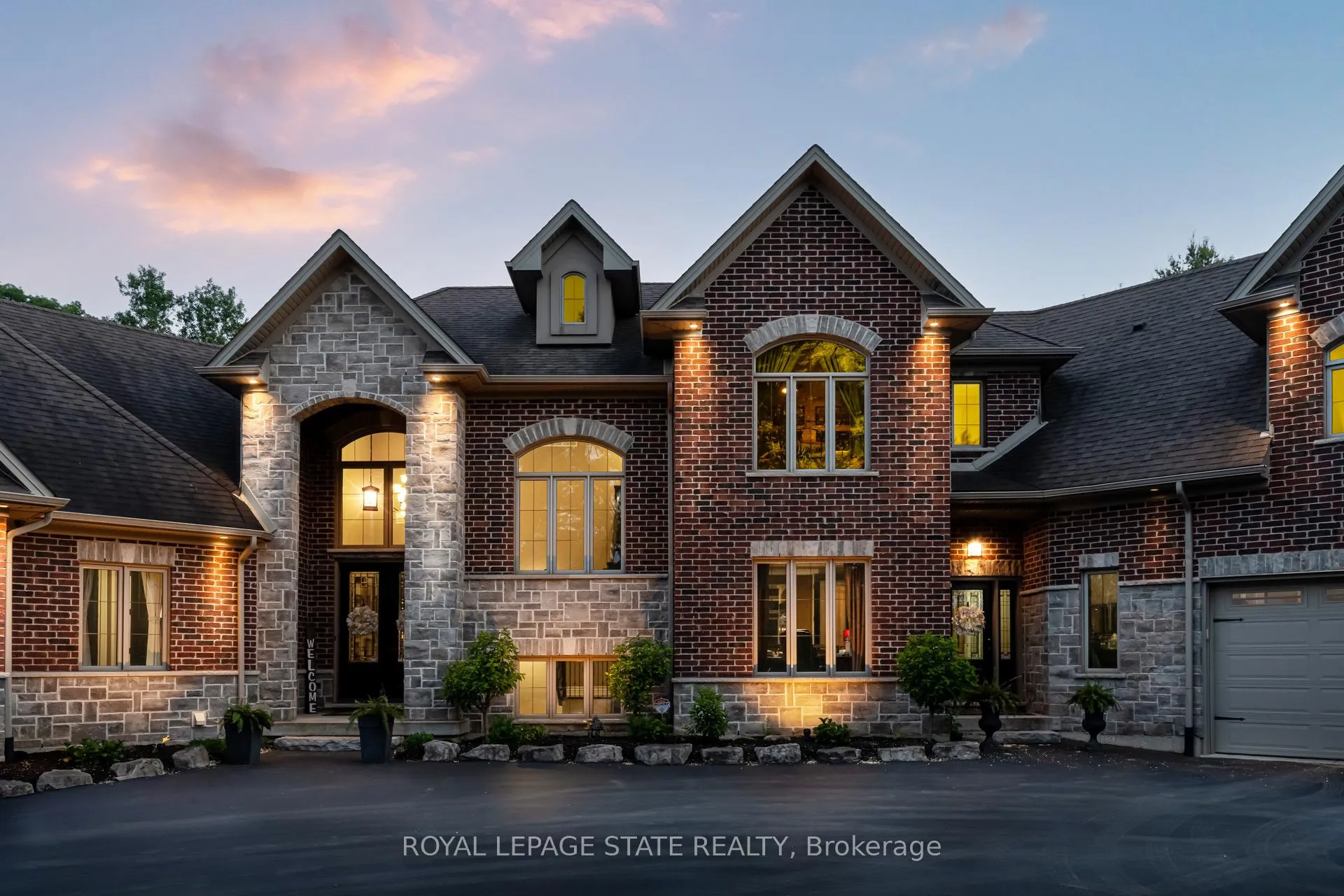 Photo 6 of 814 Binkley Road, Hamilton, Ancaster — HOMEH