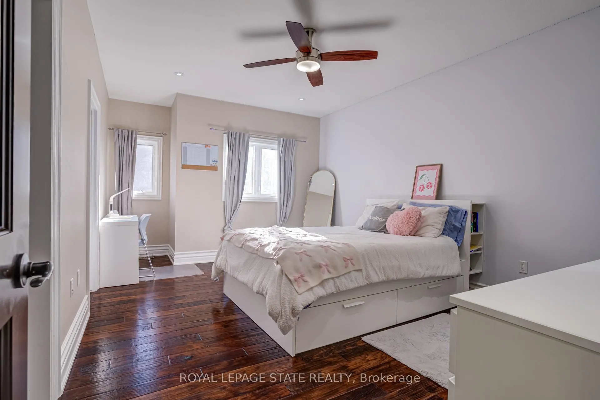 Photo 24 of 814 Binkley Road, Hamilton, Ancaster — HOMEH