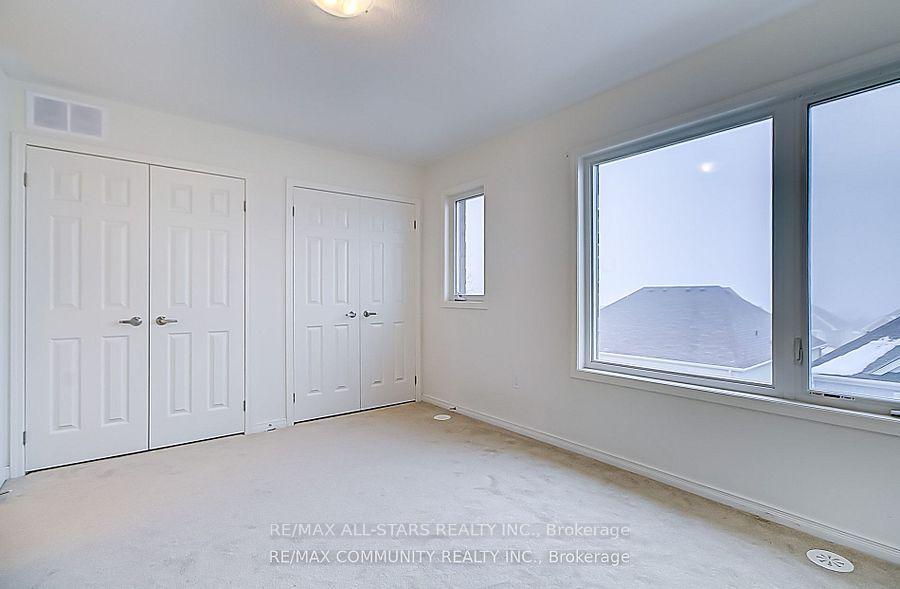 Photo 7 of 1424 Coral Springs Path, Oshawa, Taunton — HOMEH