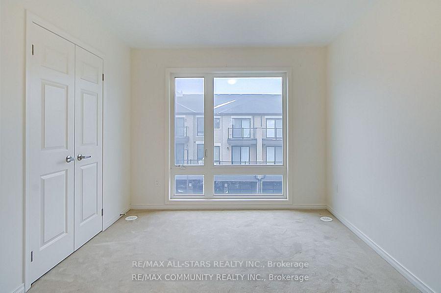 Photo 9 of 1424 Coral Springs Path, Oshawa, Taunton — HOMEH