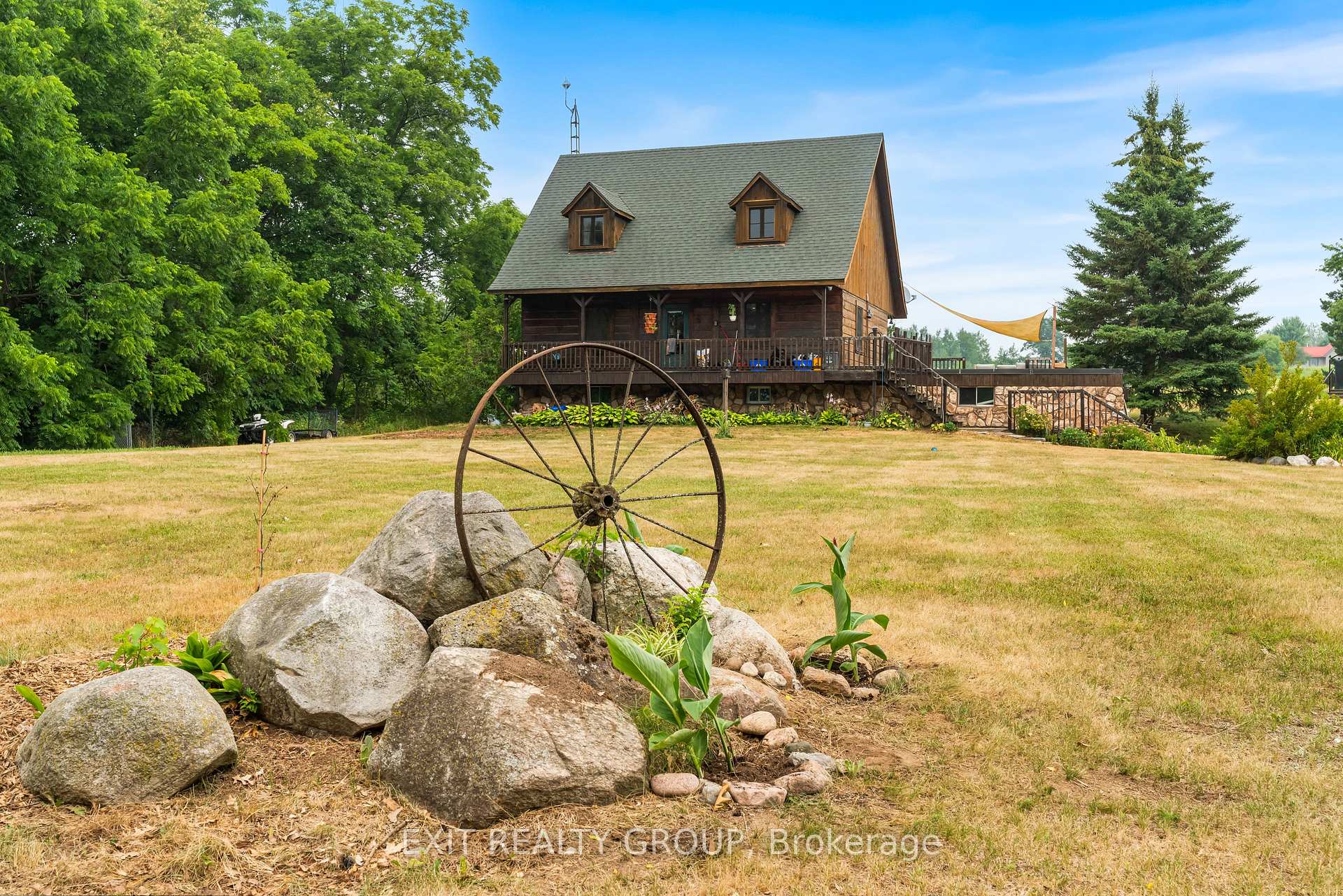 Front of 190 Golf Course Road