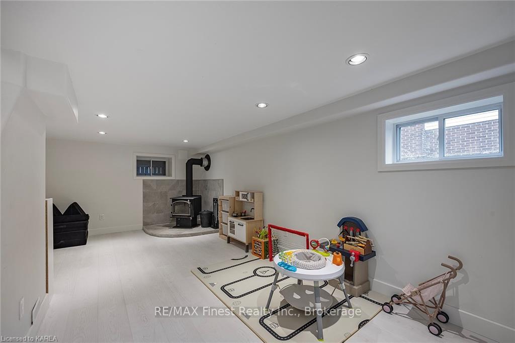 Photo 6 of 13 Bishop Street, Kingston, City Southwest — HOMEH