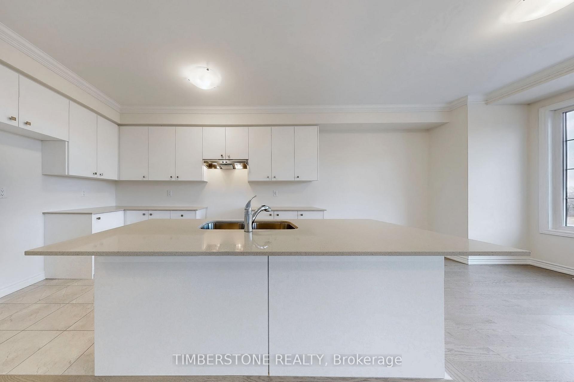 Photo 8 of 1041 Zircon Manor, Pickering, Rural Pickering — HOMEH