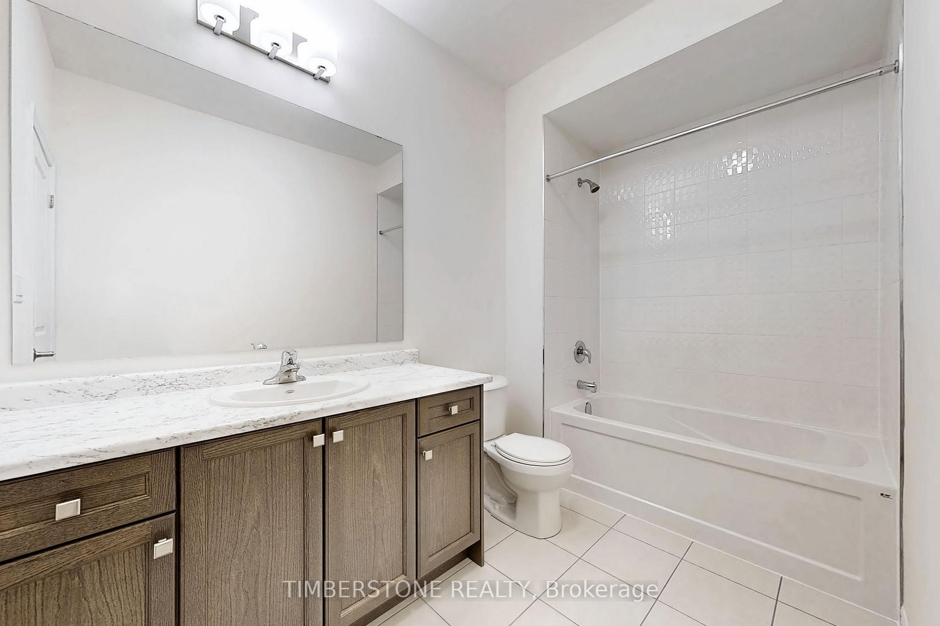 Photo 24 of 1041 Zircon Manor, Pickering, Rural Pickering — HOMEH