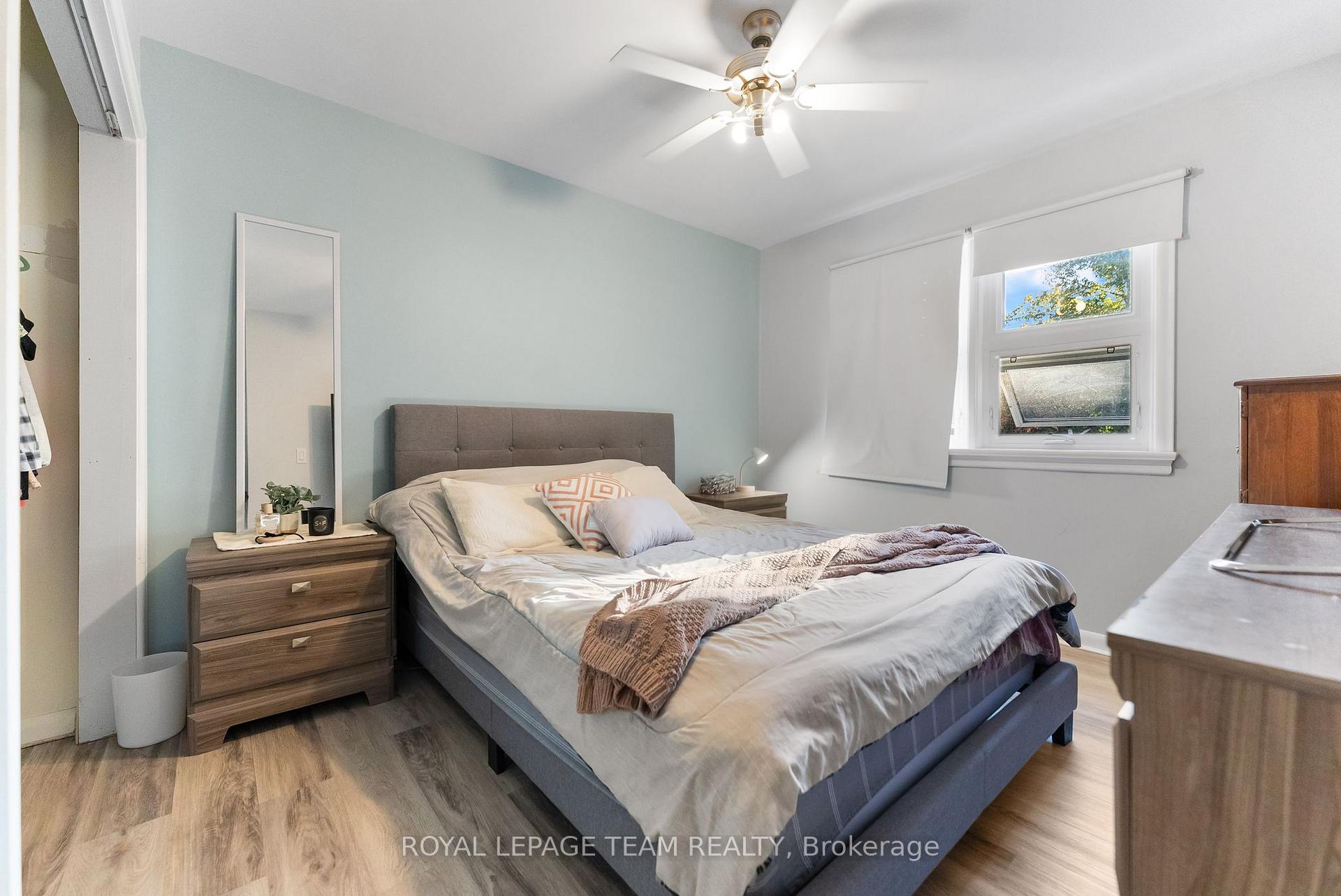 Photo 11 of 48 Francis Street, Renfrew — HOMEH