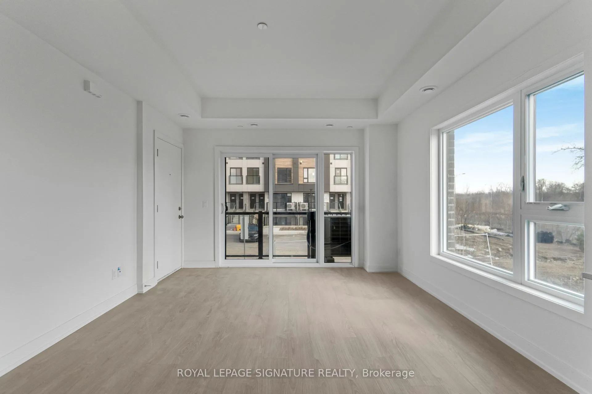 Photo 11 of Unit 201D, 16 Melbourne Avenue, St. Catharines, E. Chester — HOMEH