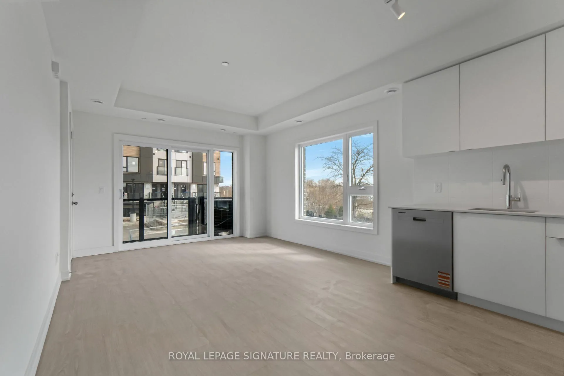 Photo 14 of Unit 201D, 16 Melbourne Avenue, St. Catharines, E. Chester — HOMEH