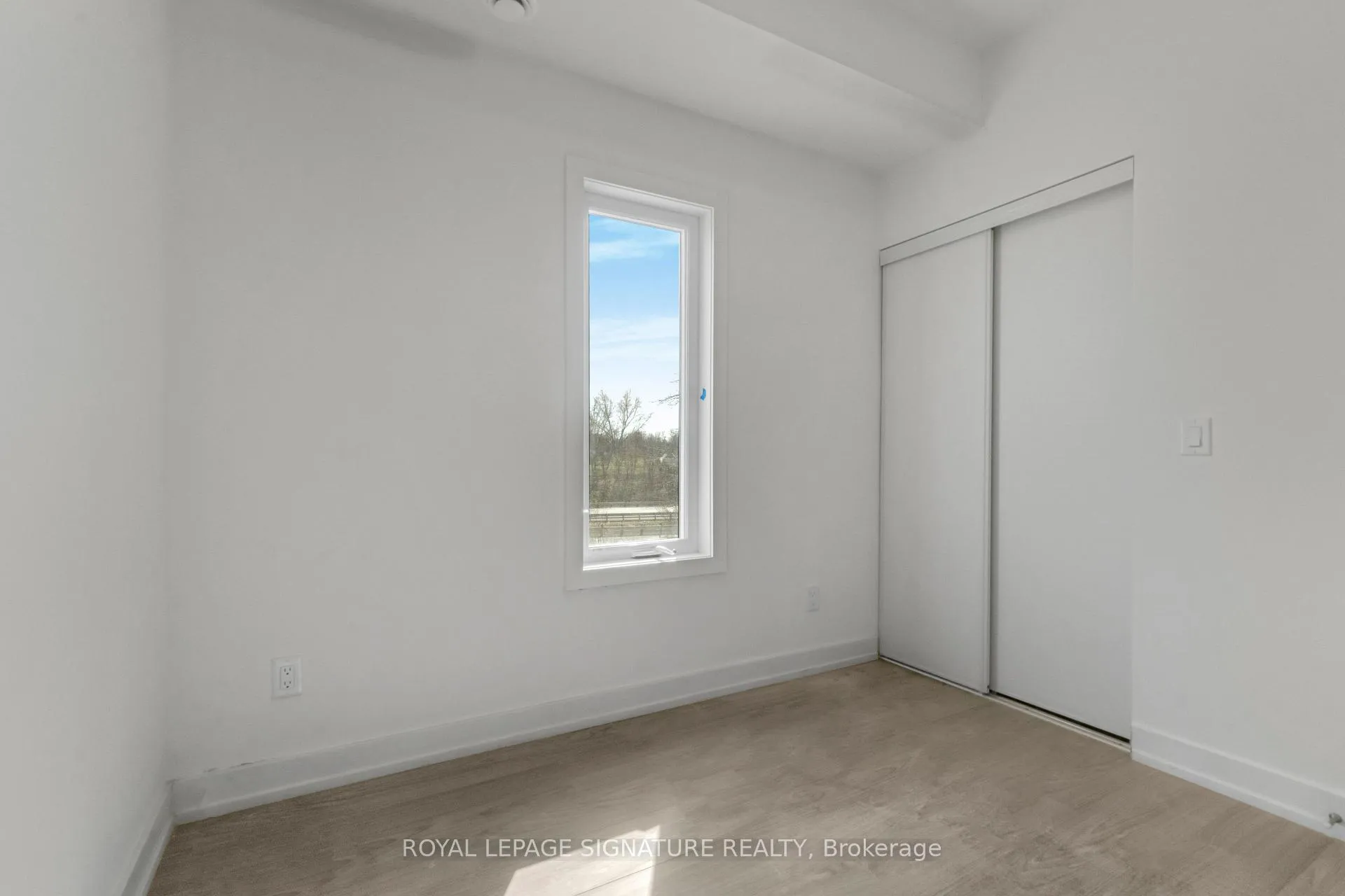 Photo 22 of Unit 201D, 16 Melbourne Avenue, St. Catharines, E. Chester — HOMEH