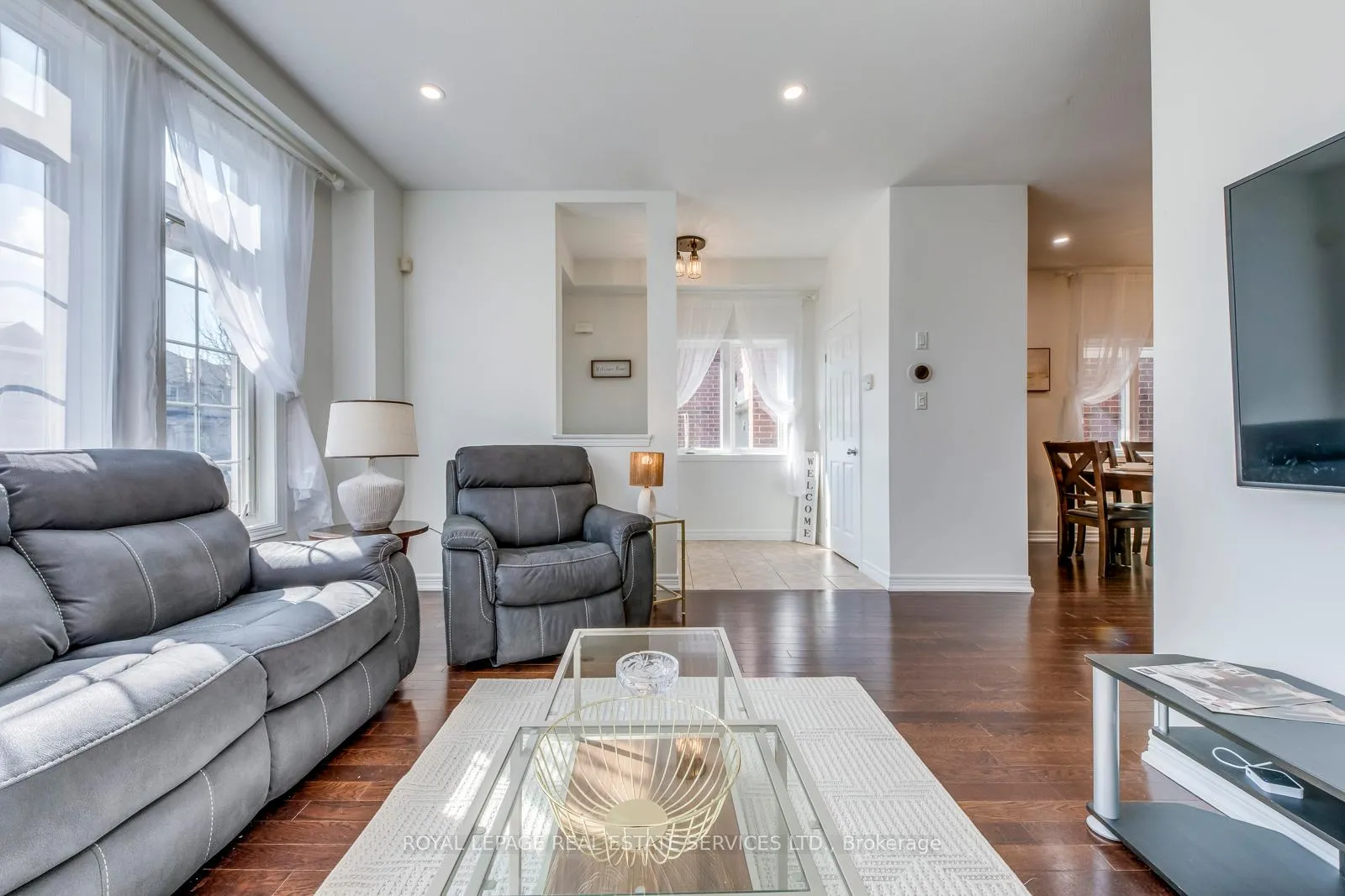 Photo 7 of 206 Brigadoon Drive, Hamilton, Gourley — HOMEH