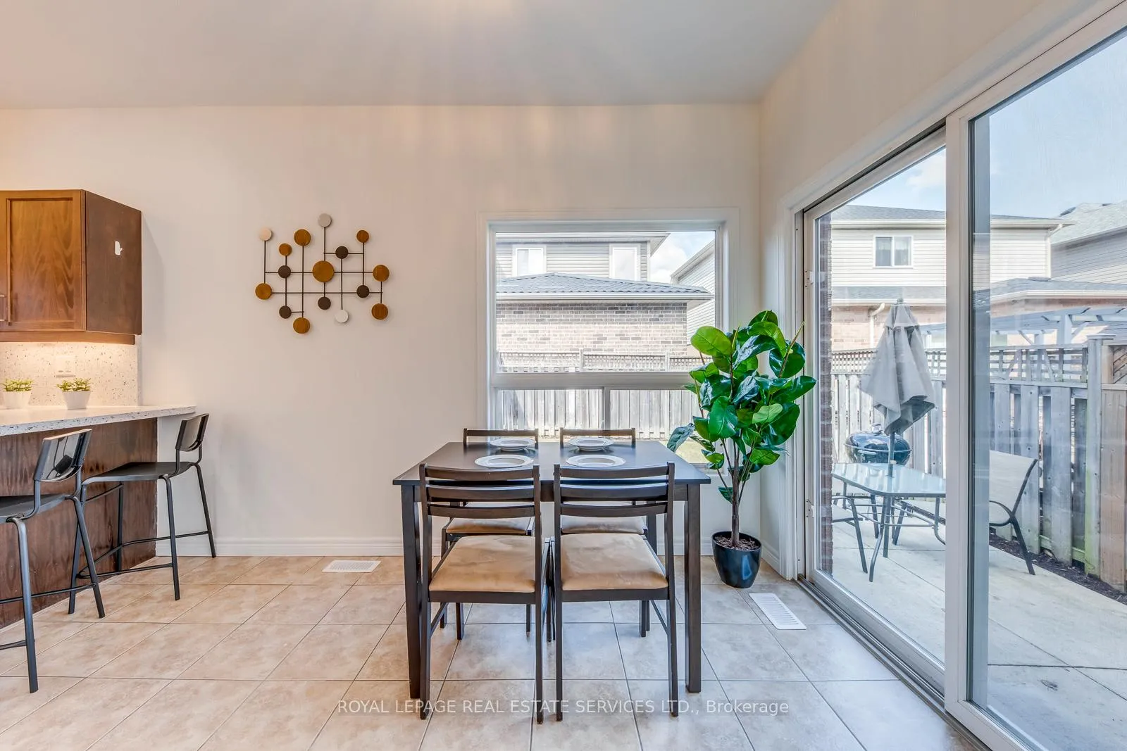 Photo 22 of 206 Brigadoon Drive, Hamilton, Gourley — HOMEH