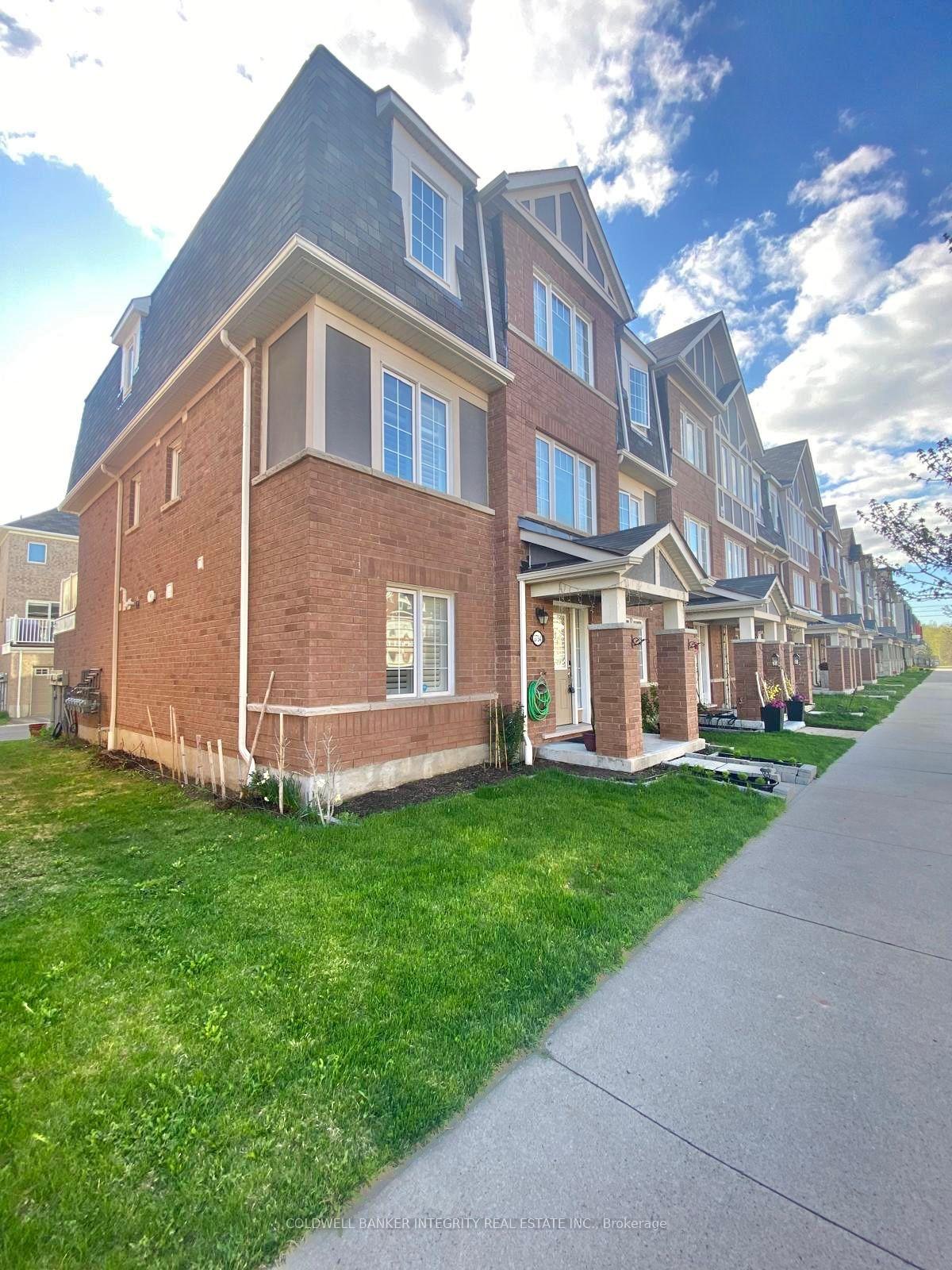 Photo 1 of 2754 Sapphire Drive, Pickering, Rural Pickering — HOMEH