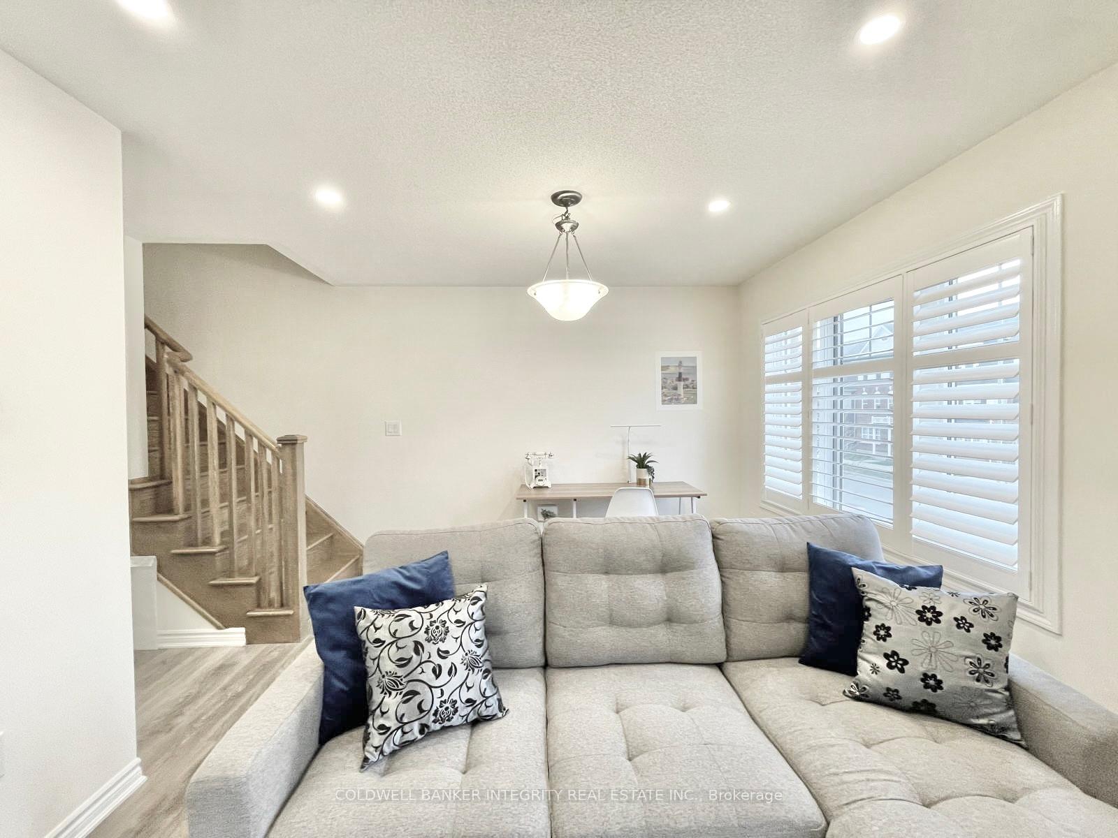Photo 8 of 2754 Sapphire Drive, Pickering, Rural Pickering — HOMEH