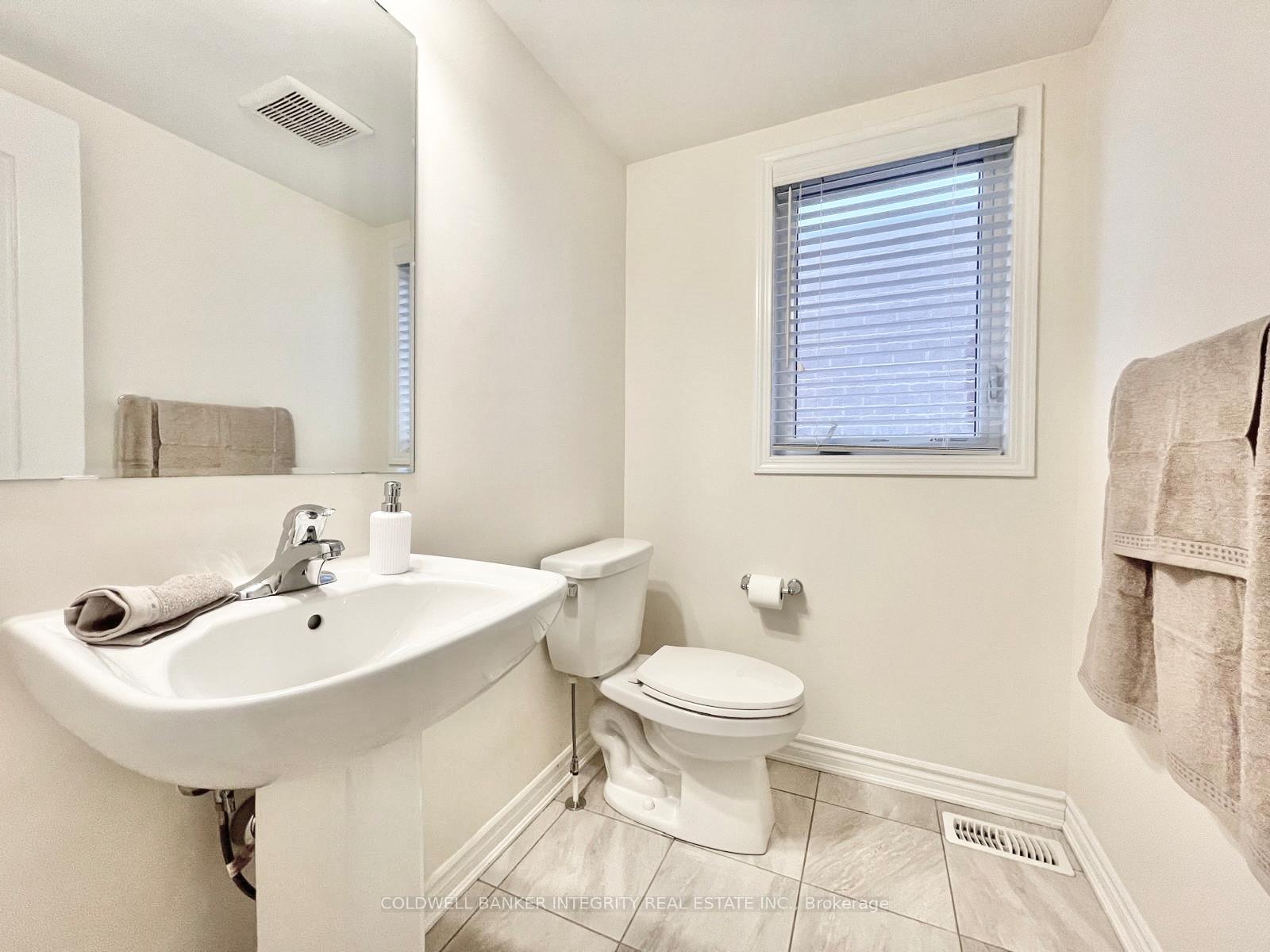 Photo 13 of 2754 Sapphire Drive, Pickering, Rural Pickering — HOMEH