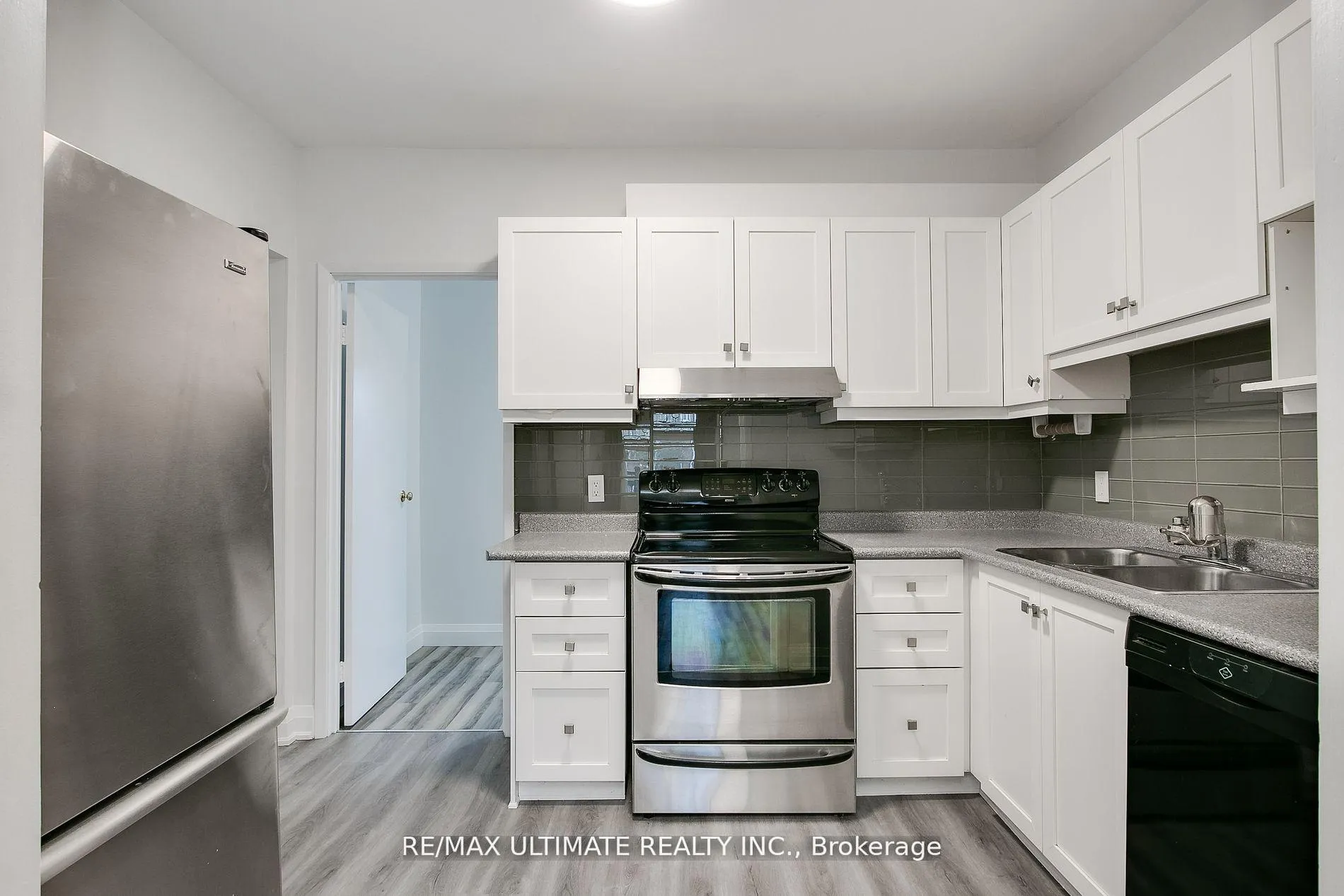 Photo 4 of Unit Unit 1, 528 Runnymede Road, Toronto, Runnymede-Bloor West Village — HOMEH