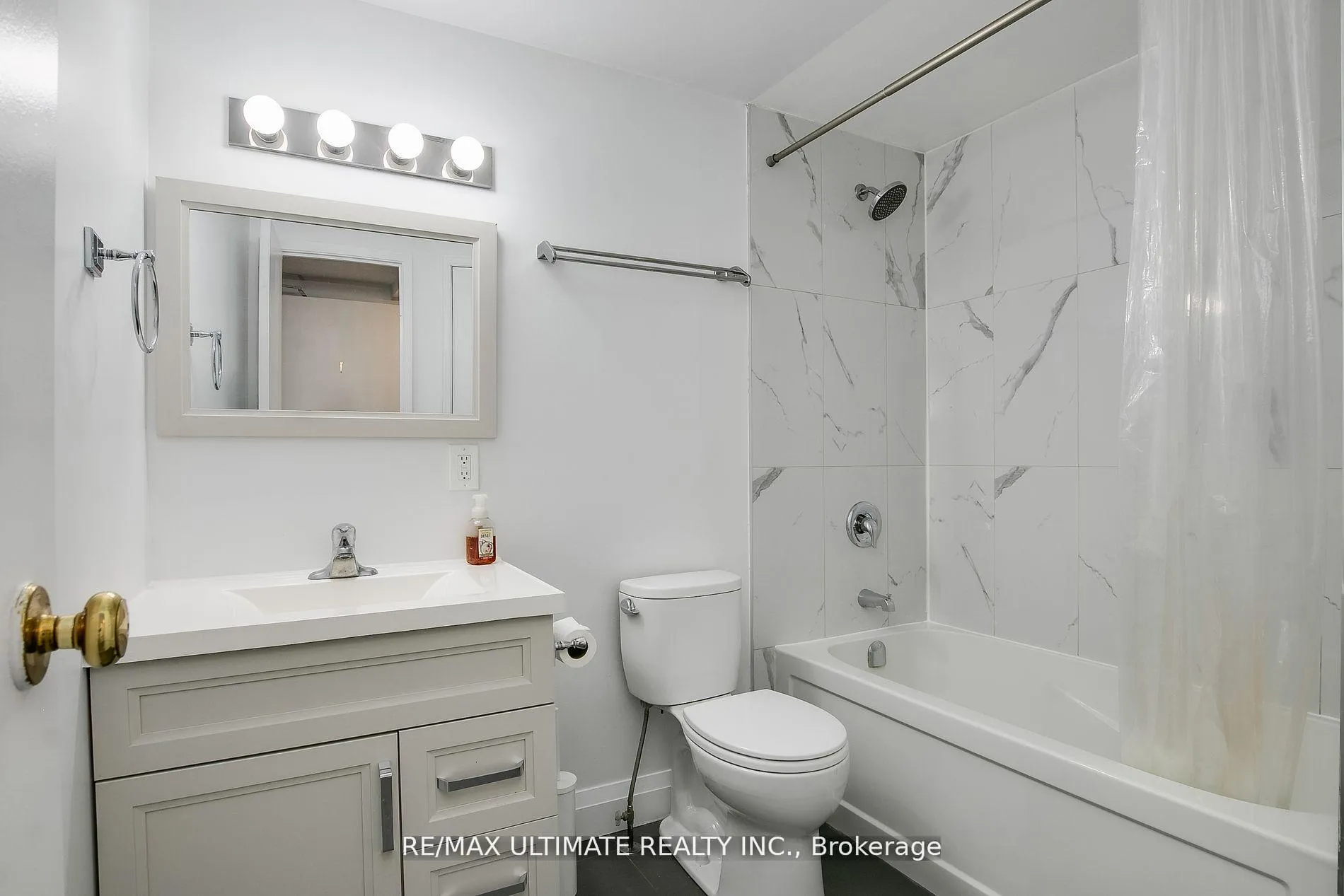 Photo 14 of Unit Unit 1, 528 Runnymede Road, Toronto, Runnymede-Bloor West Village — HOMEH