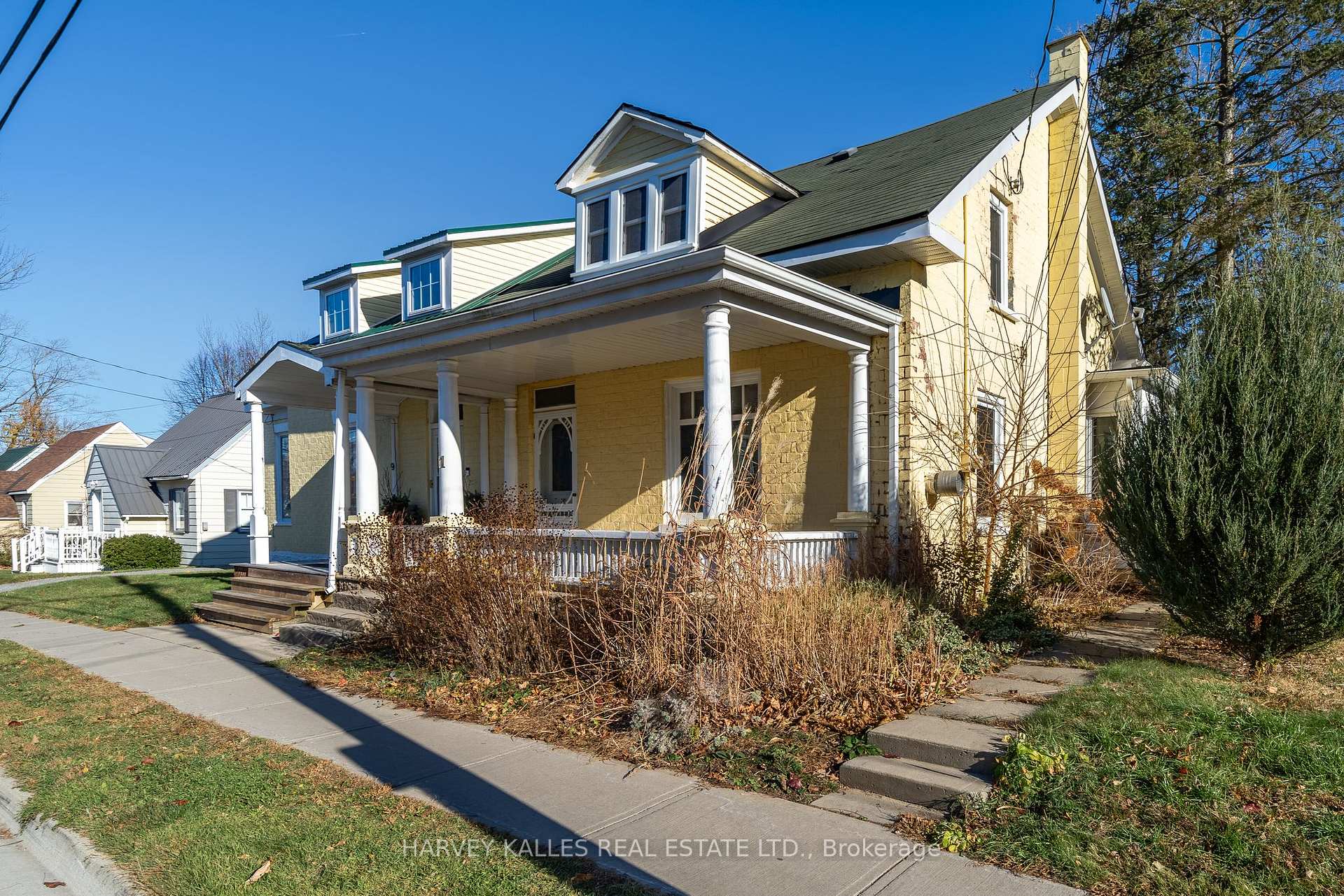Front of 11 Ferguson Street