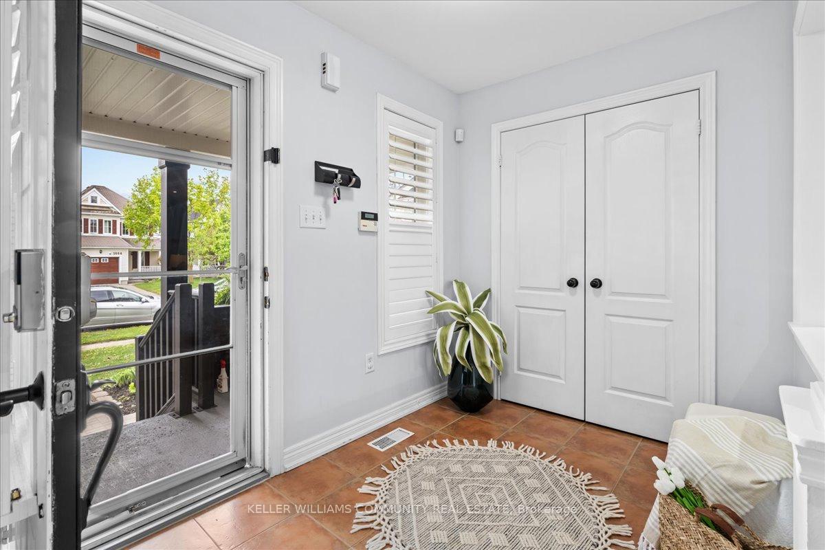 Photo 3 of 1659 Spencely Drive, Oshawa, Taunton — HOMEH