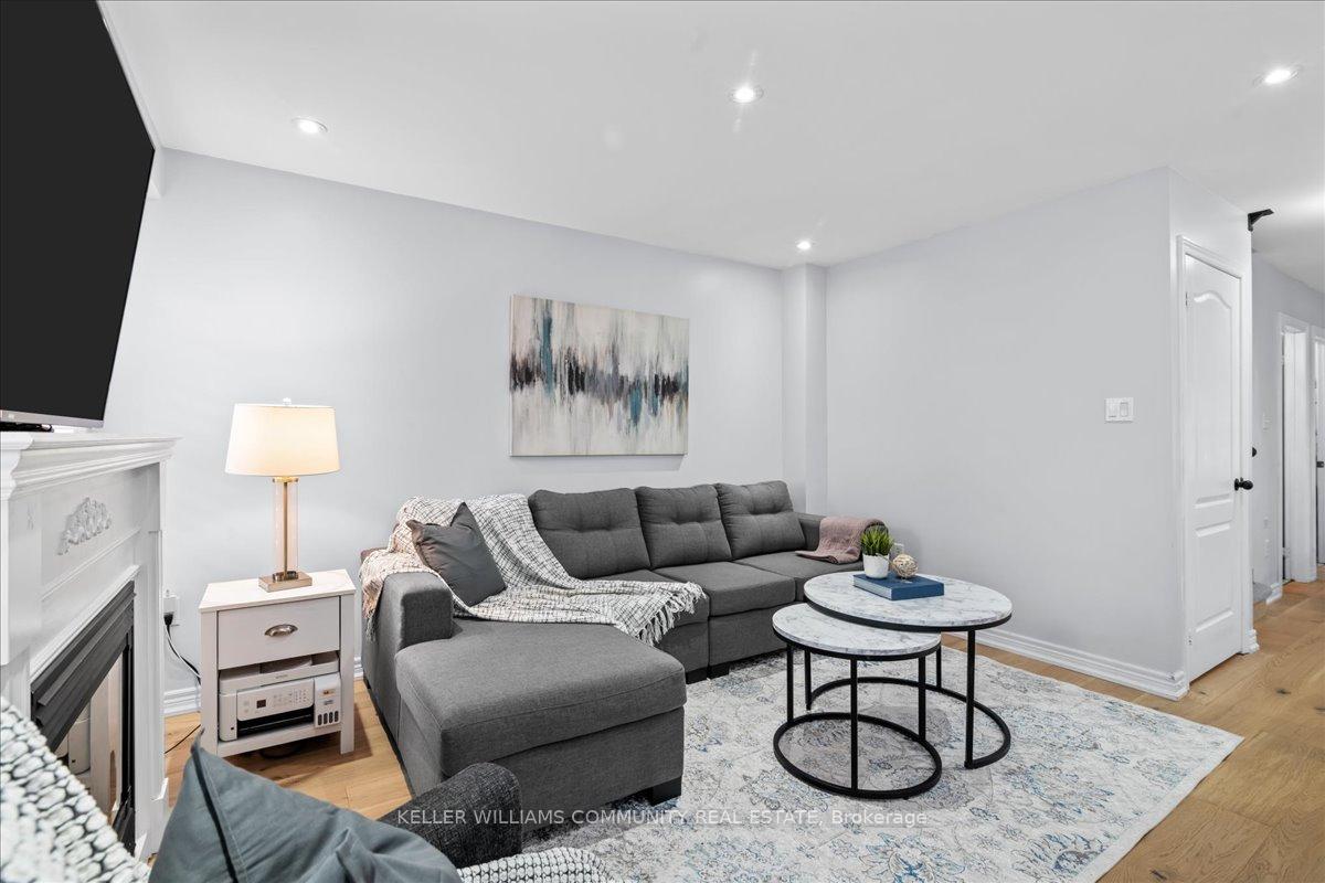 Photo 9 of 1659 Spencely Drive, Oshawa, Taunton — HOMEH