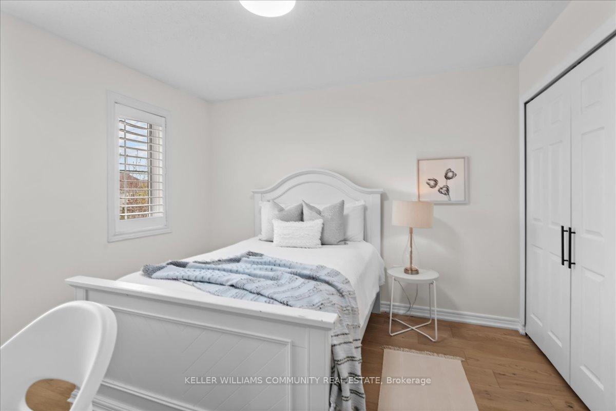 Photo 15 of 1659 Spencely Drive, Oshawa, Taunton — HOMEH