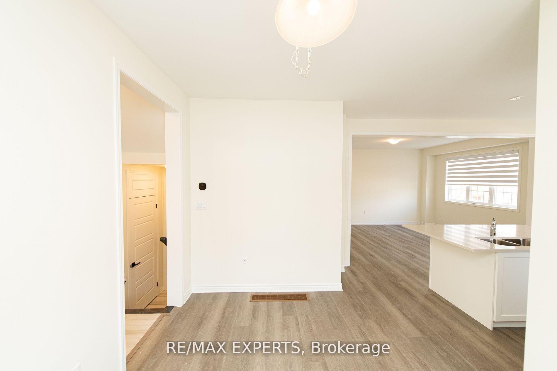 Photo 11 of 3235 Chimney Swift Crescent, Pickering, Rural Pickering — HOMEH