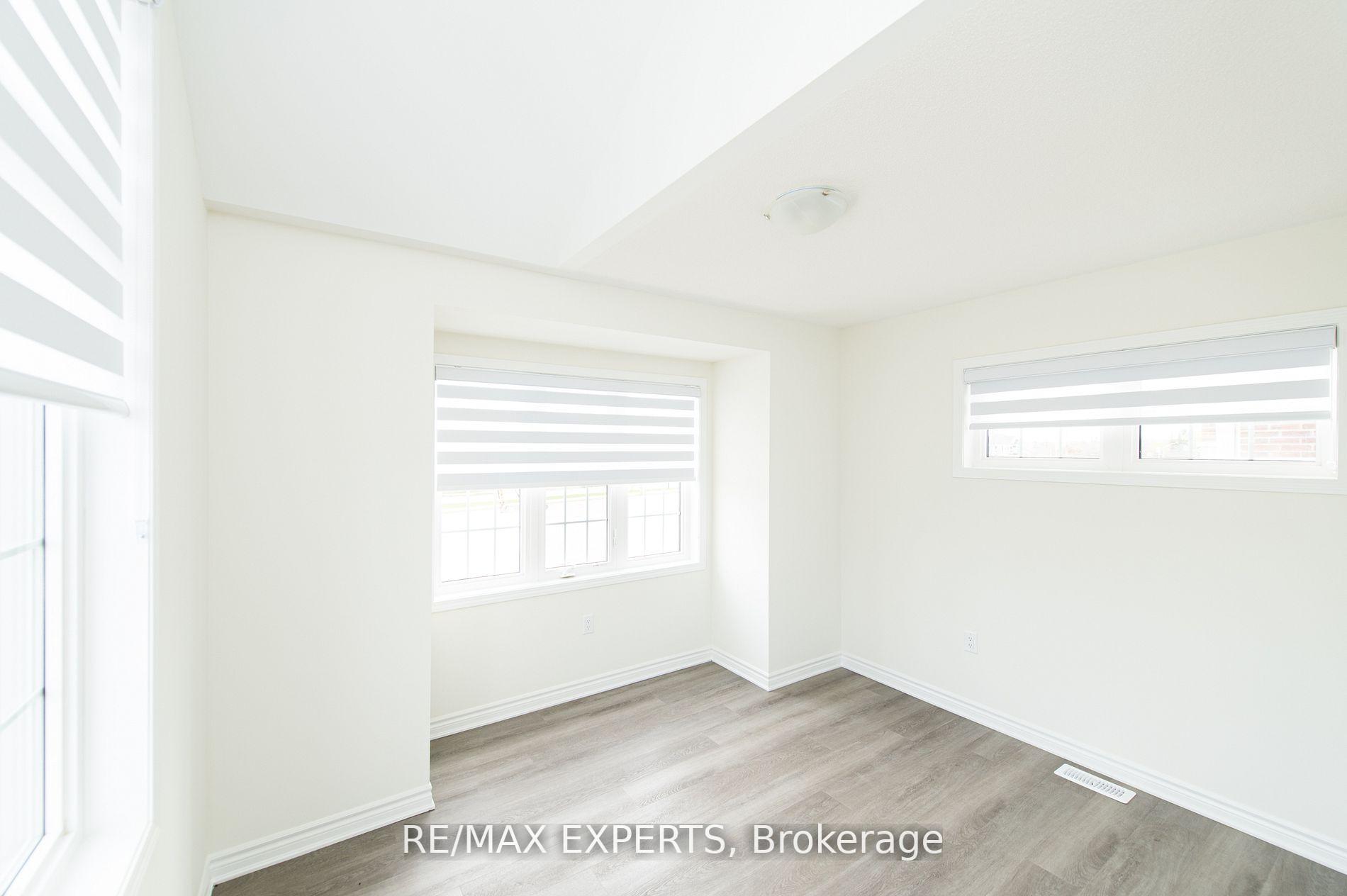Photo 23 of 3235 Chimney Swift Crescent, Pickering, Rural Pickering — HOMEH