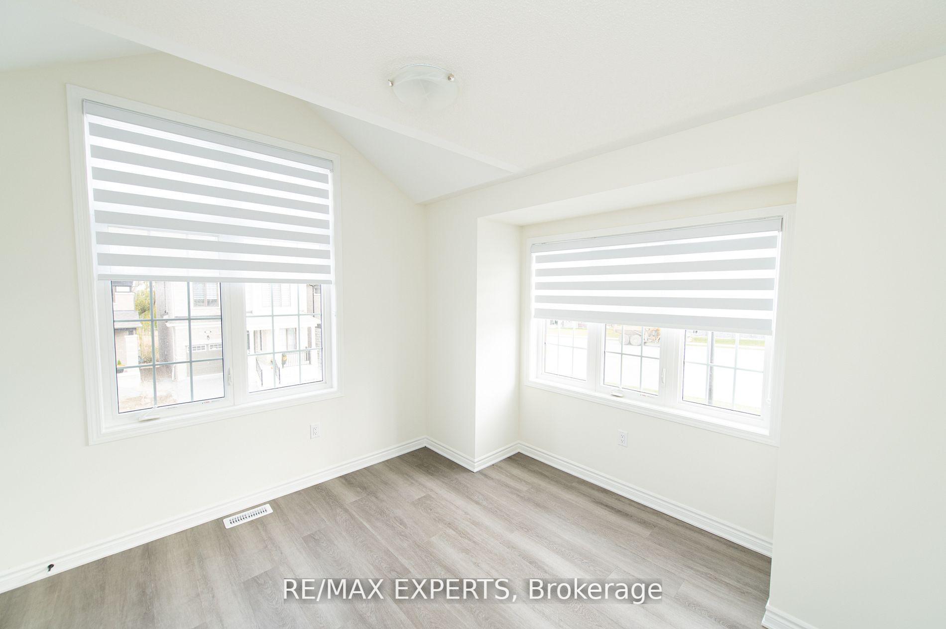 Photo 24 of 3235 Chimney Swift Crescent, Pickering, Rural Pickering — HOMEH