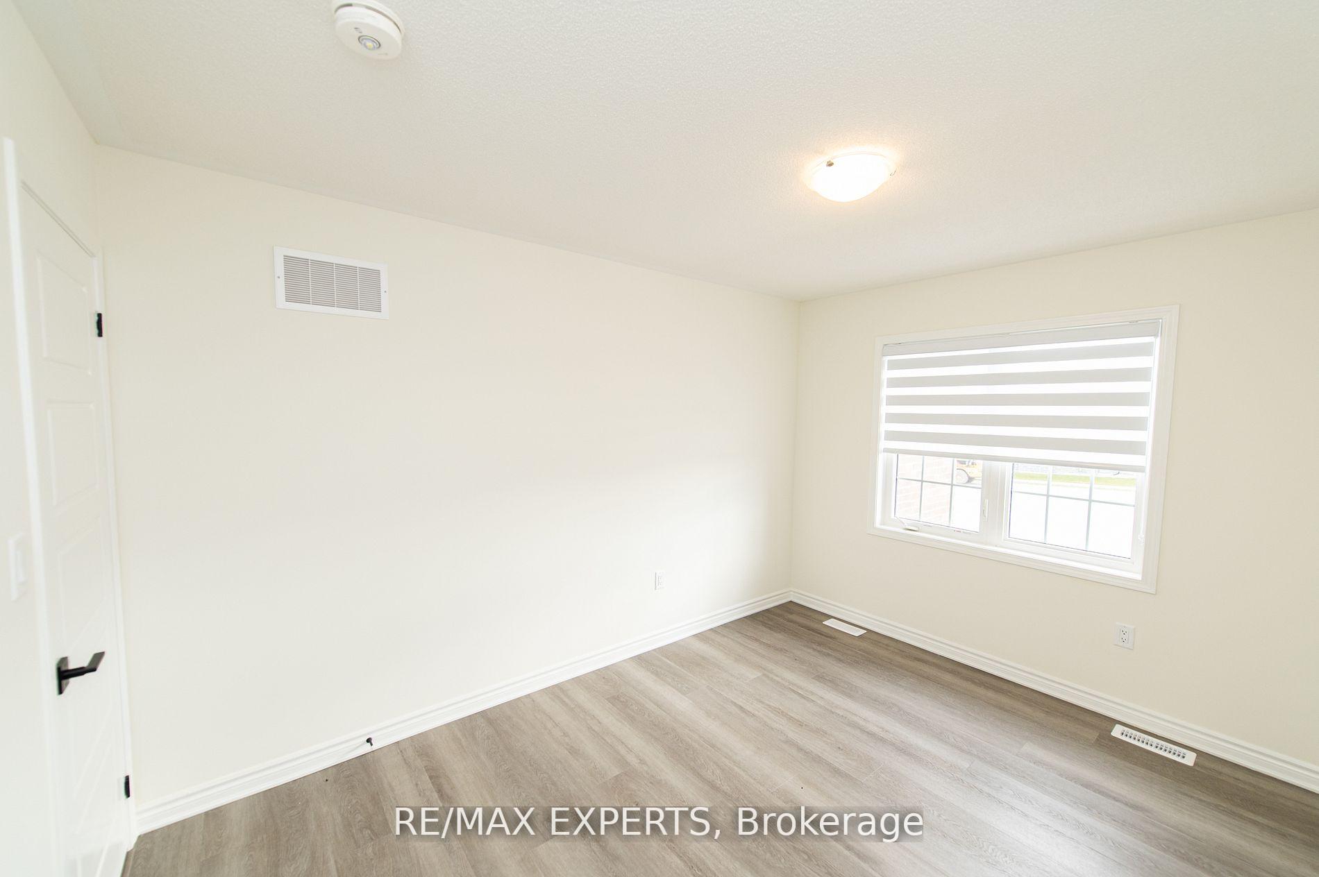 Photo 27 of 3235 Chimney Swift Crescent, Pickering, Rural Pickering — HOMEH
