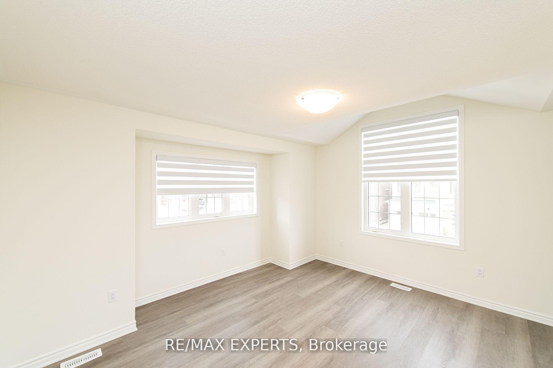Photo 32 of 3235 Chimney Swift Crescent, Pickering, Rural Pickering — HOMEH