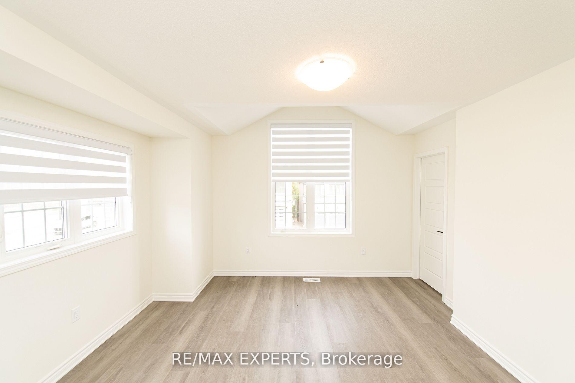 Photo 34 of 3235 Chimney Swift Crescent, Pickering, Rural Pickering — HOMEH