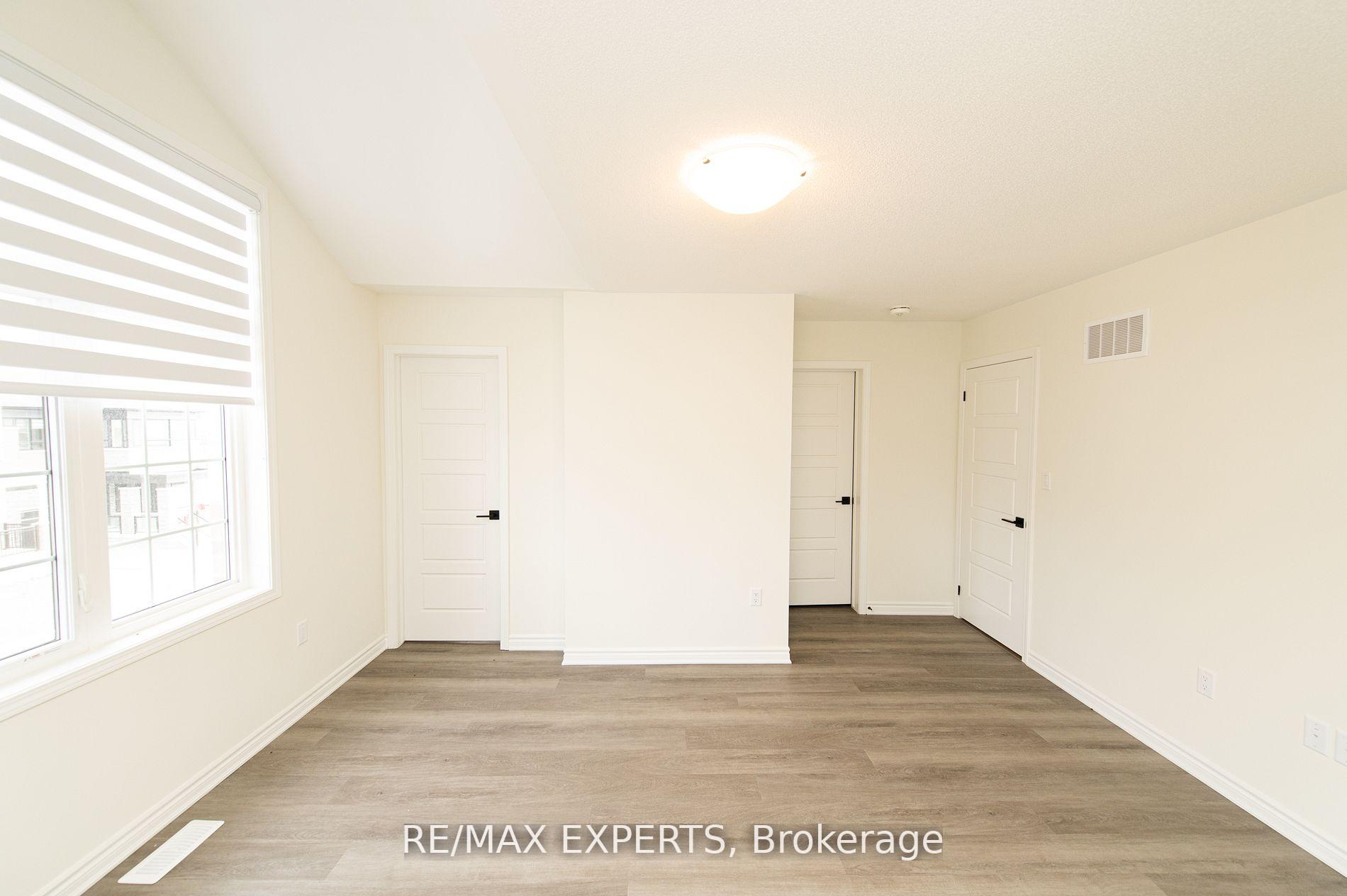 Photo 35 of 3235 Chimney Swift Crescent, Pickering, Rural Pickering — HOMEH