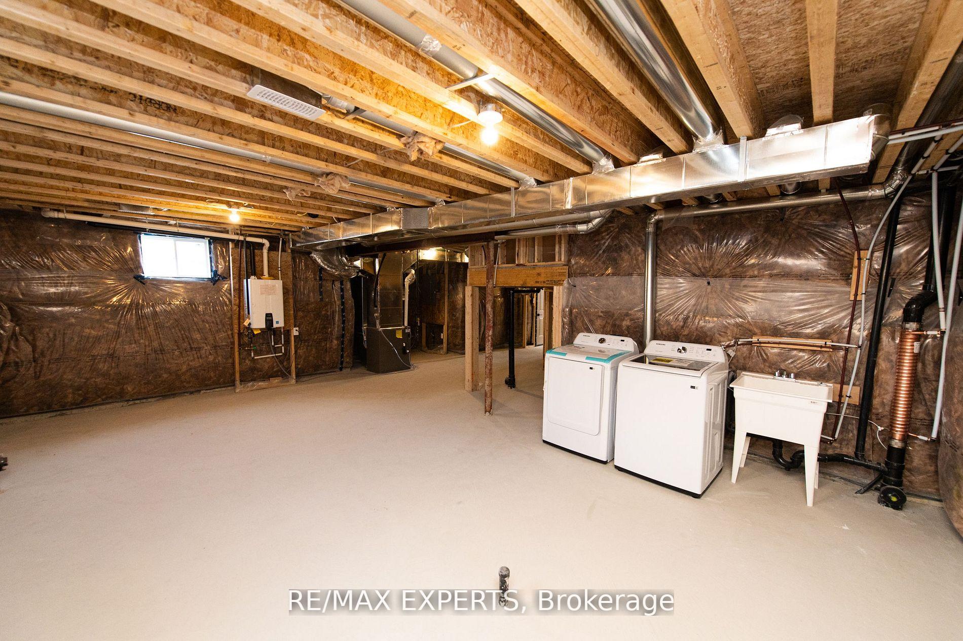Photo 39 of 3235 Chimney Swift Crescent, Pickering, Rural Pickering — HOMEH