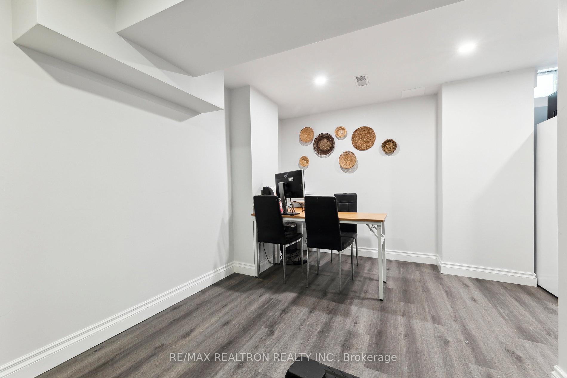 Photo 27 of 586 Cobblehill Drive, Oshawa, Pinecrest — HOMEH
