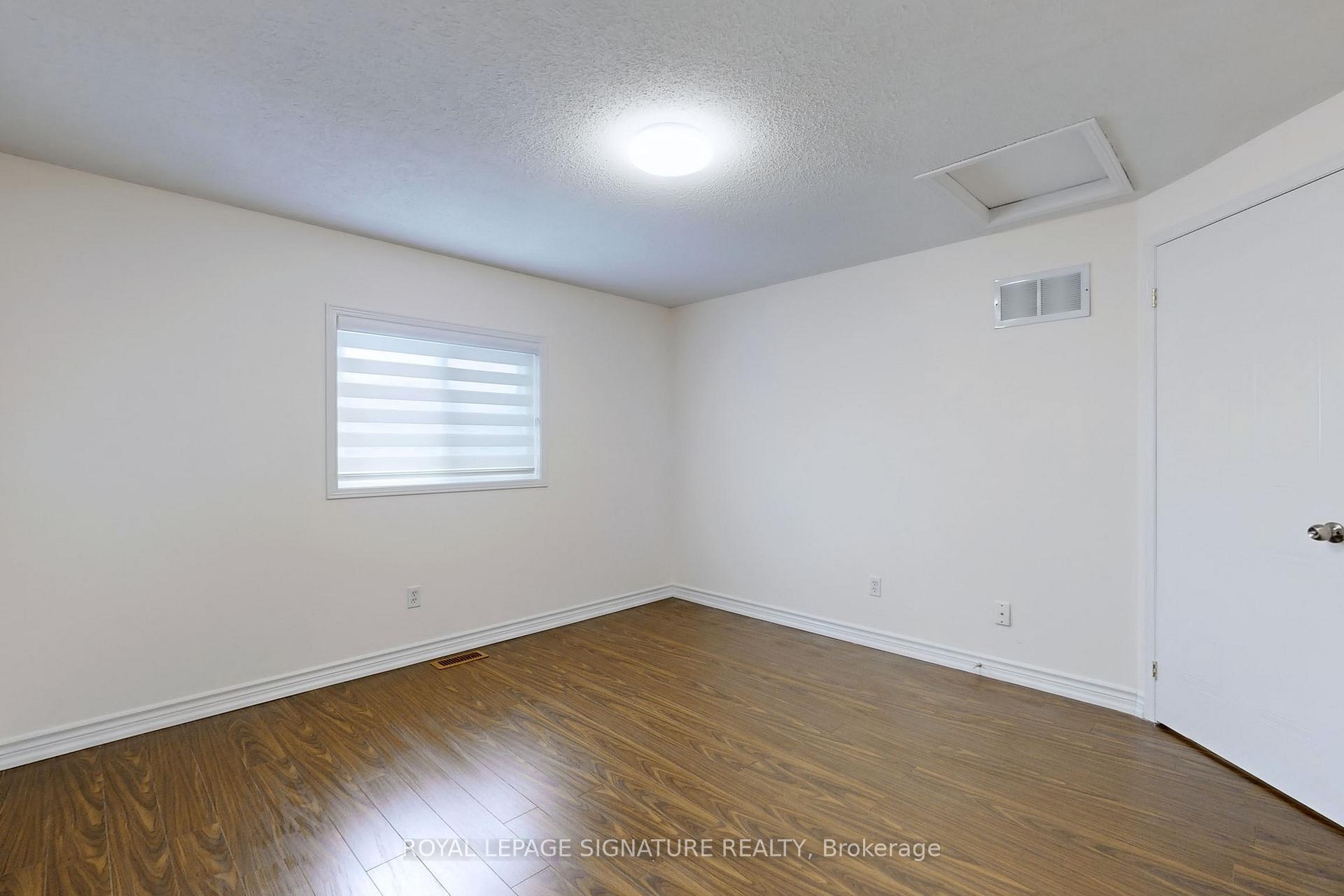 Photo 5 of 451 Compton Crescent, Oshawa, Centennial — HOMEH