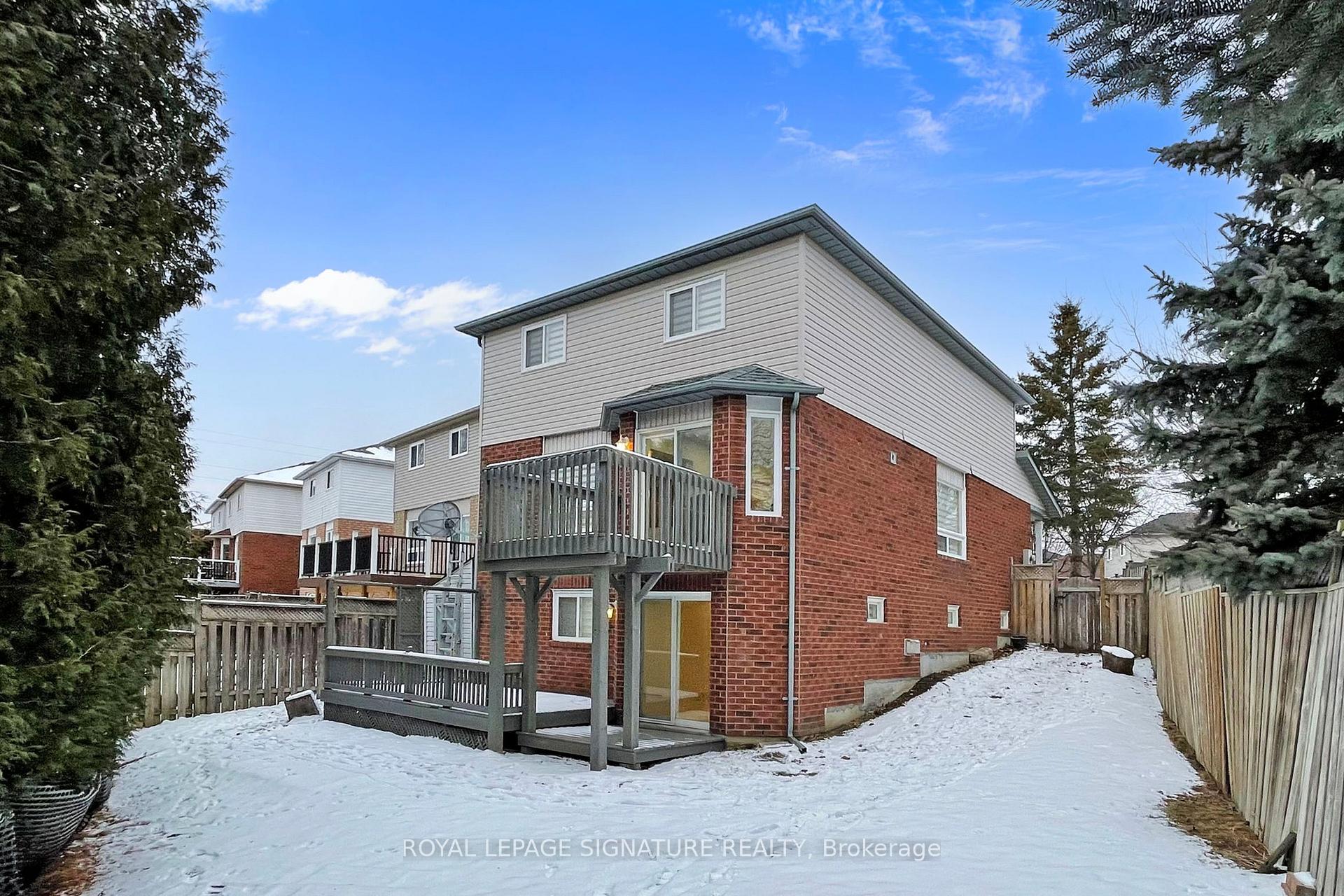 Photo 14 of 451 Compton Crescent, Oshawa, Centennial — HOMEH