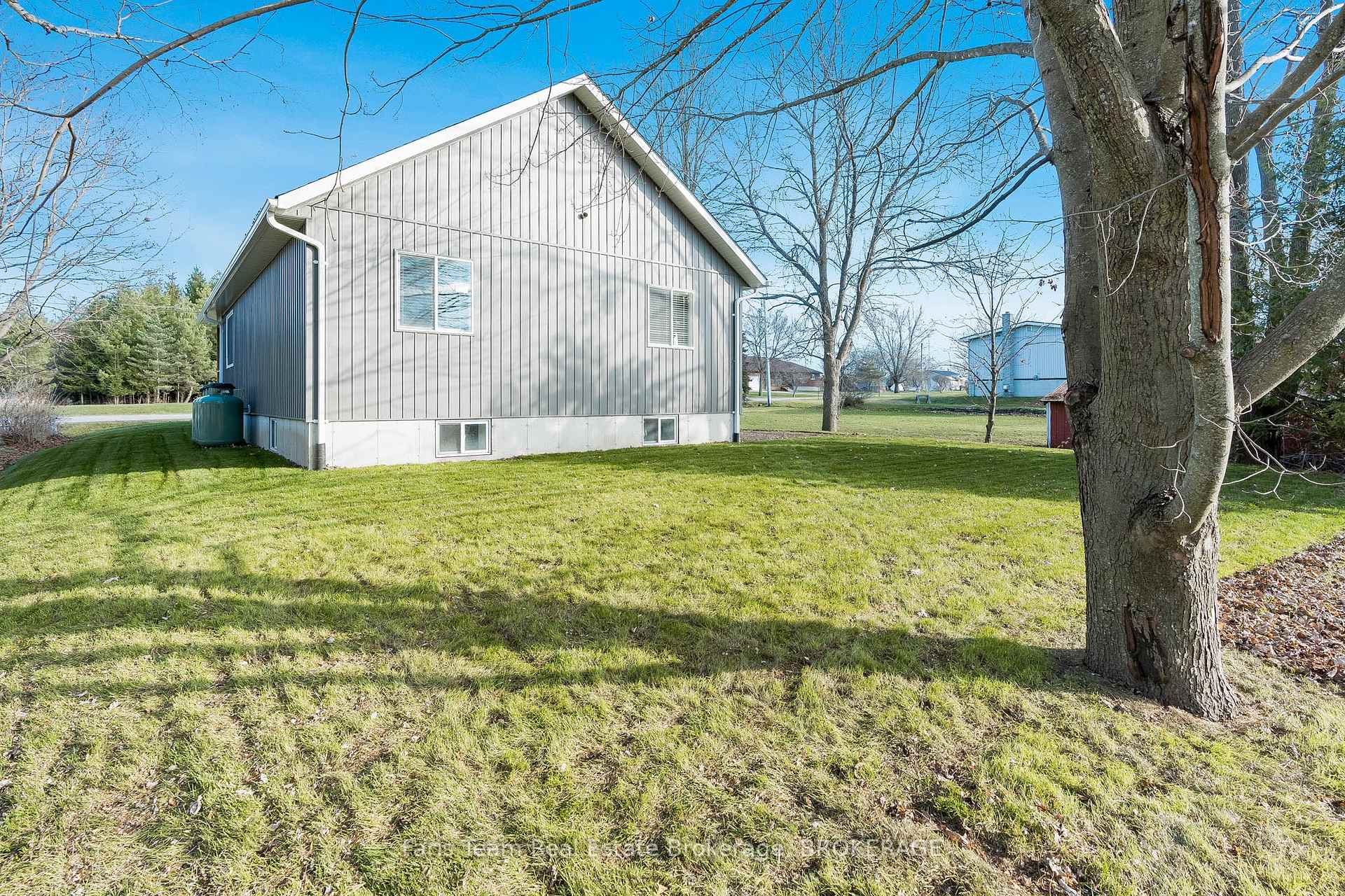 Photo 16 of 2834 Perry Avenue, Ramara, Brechin — HOMEH