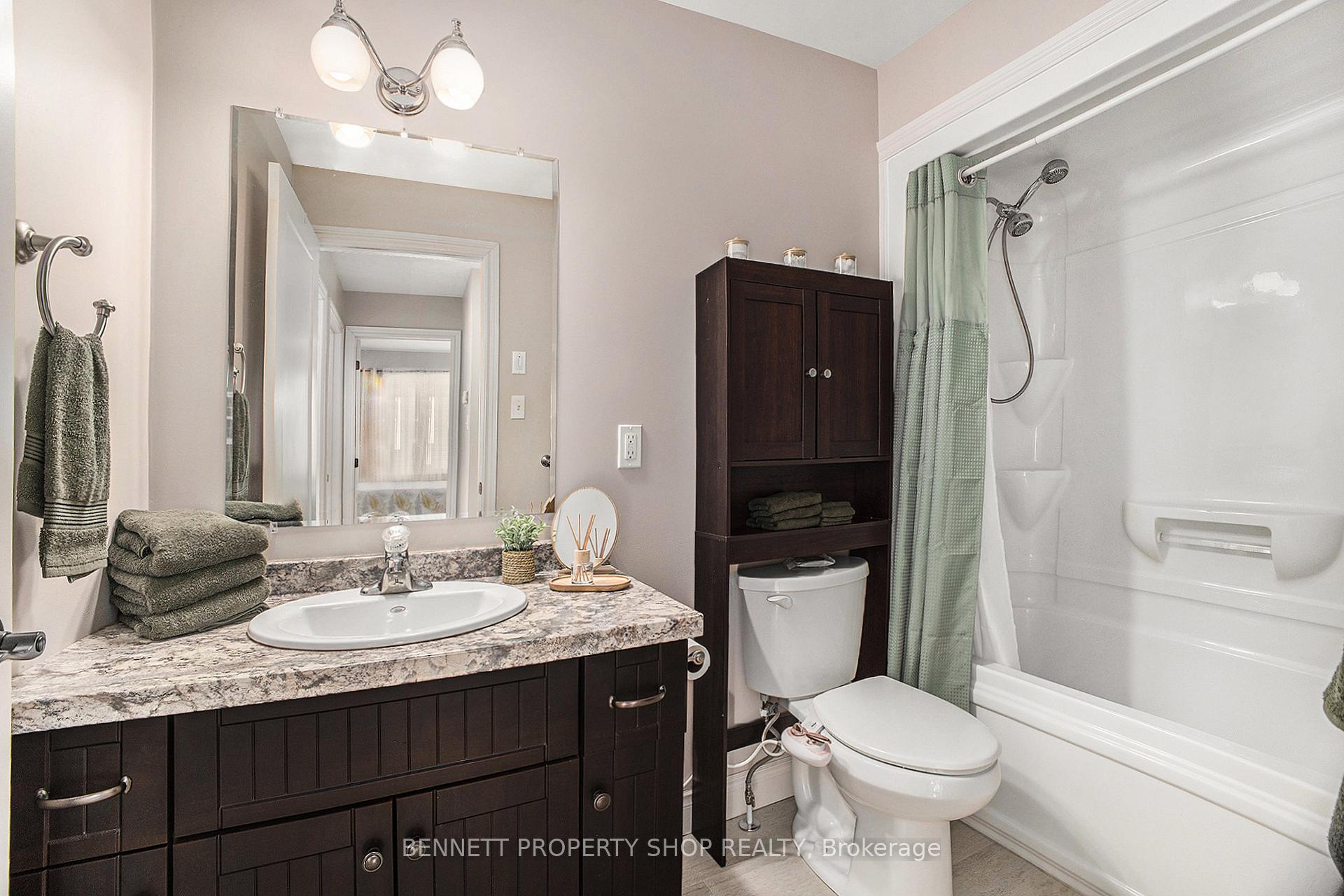 Photo 14 of 72 Otteridge Drive, Renfrew — HOMEH