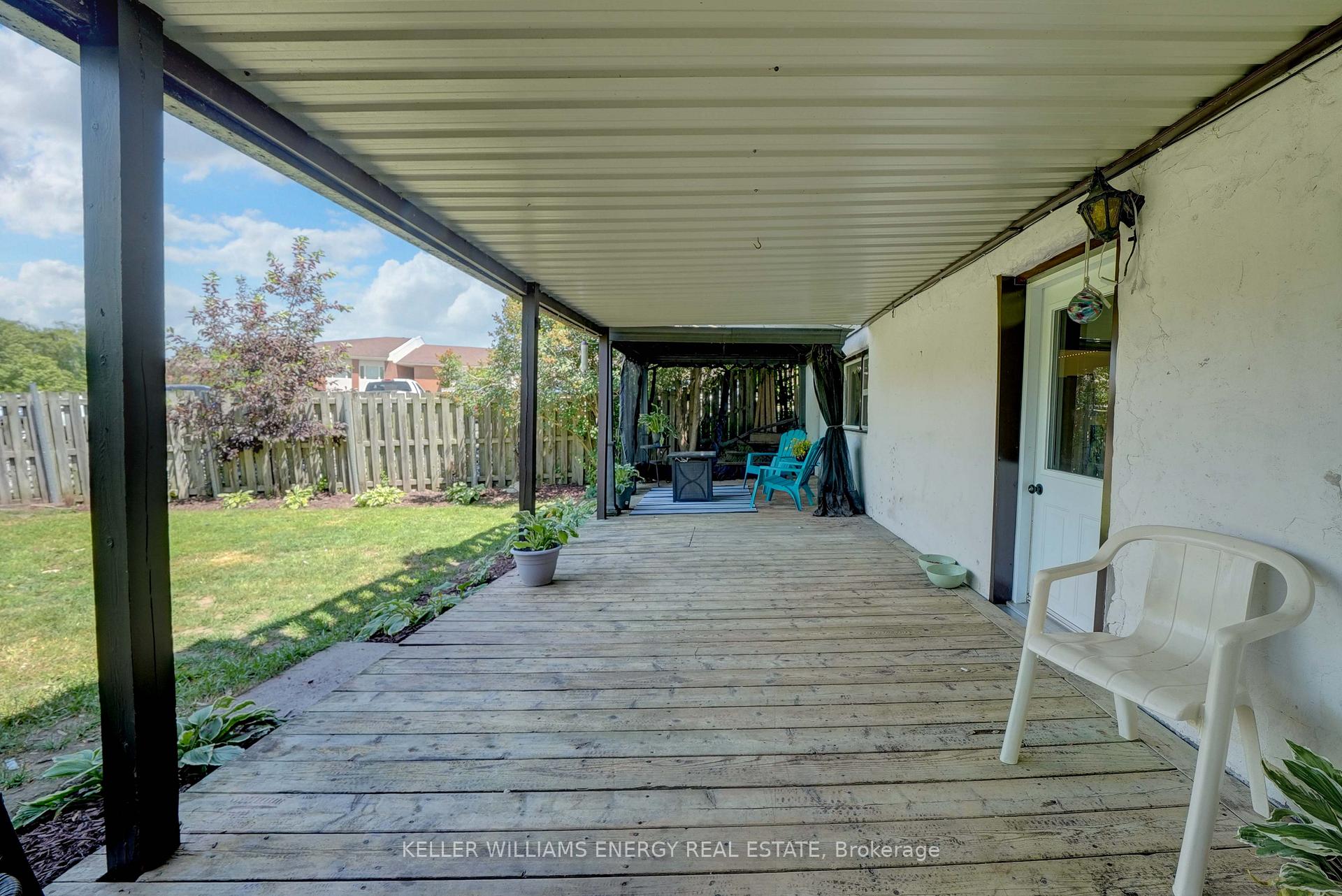 Photo 36 of 102 Crown Street, Quinte West, Trenton Ward — HOMEH
