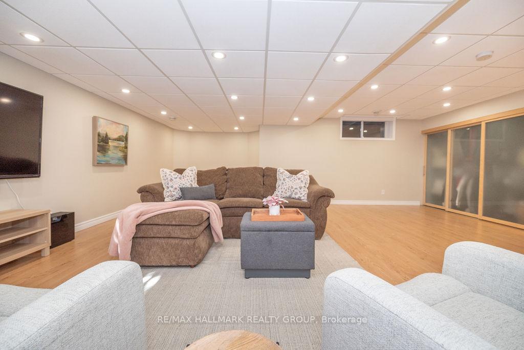 Photo 30 of 230 Vanier Crescent, Renfrew — HOMEH