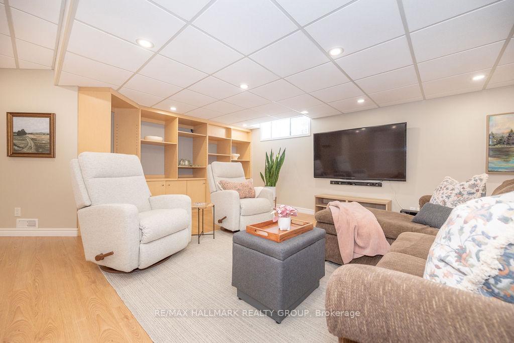 Photo 31 of 230 Vanier Crescent, Renfrew — HOMEH