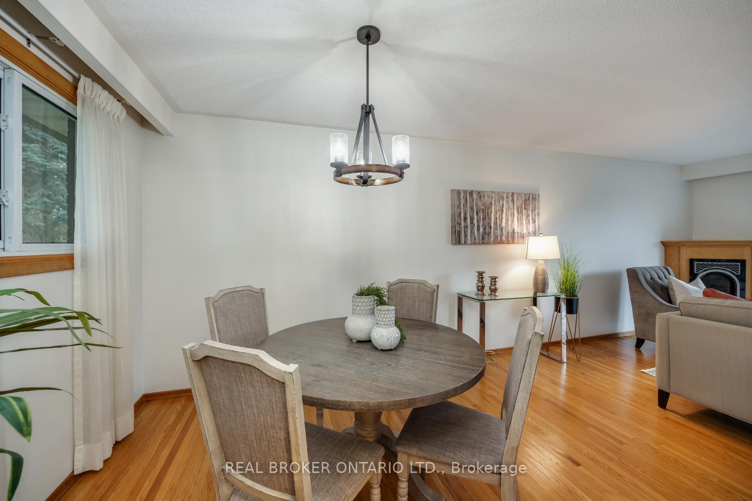 Photo 12 of 388 Marken Court, Oshawa, O'Neill — HOMEH