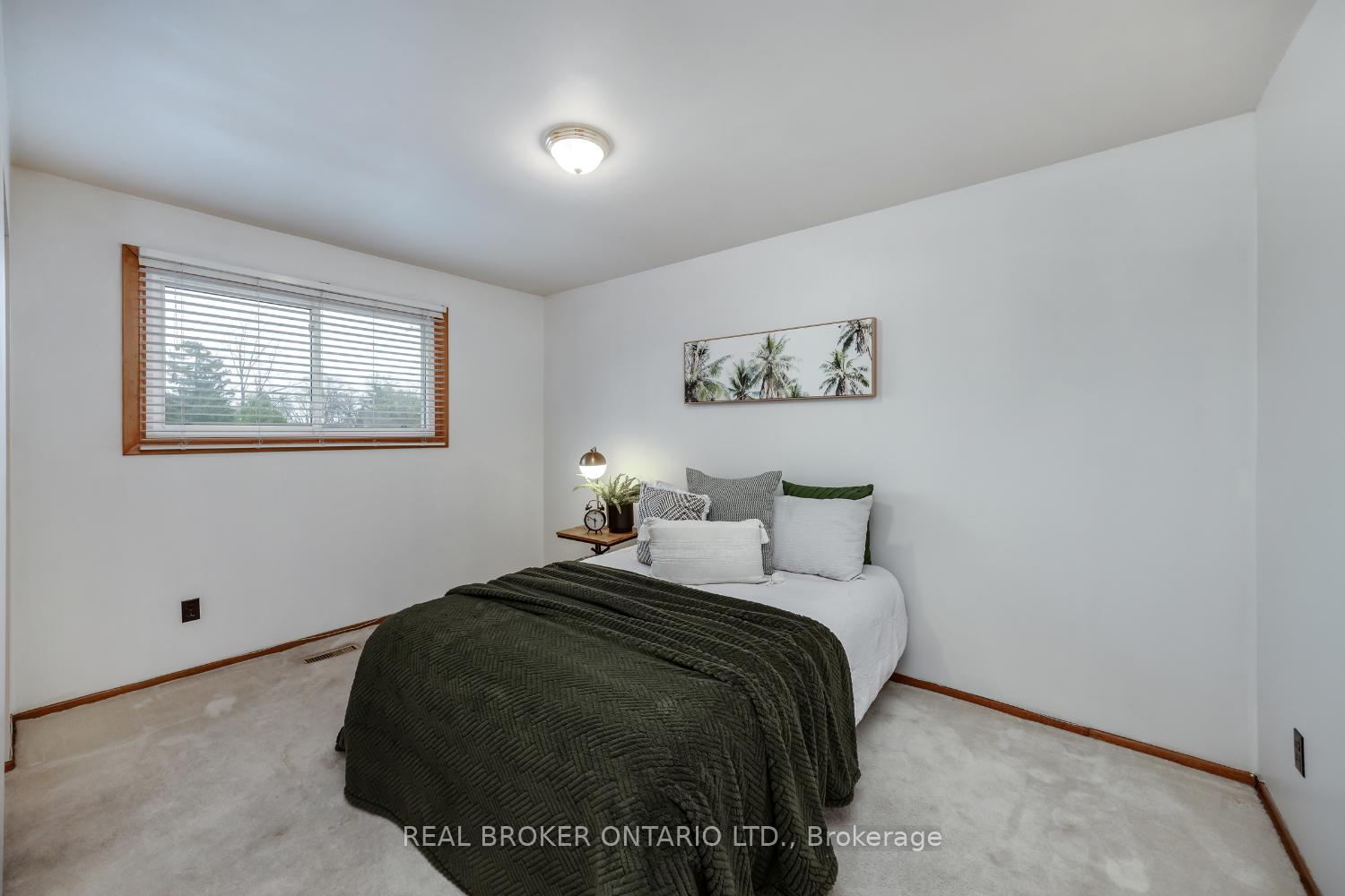 Photo 18 of 388 Marken Court, Oshawa, O'Neill — HOMEH