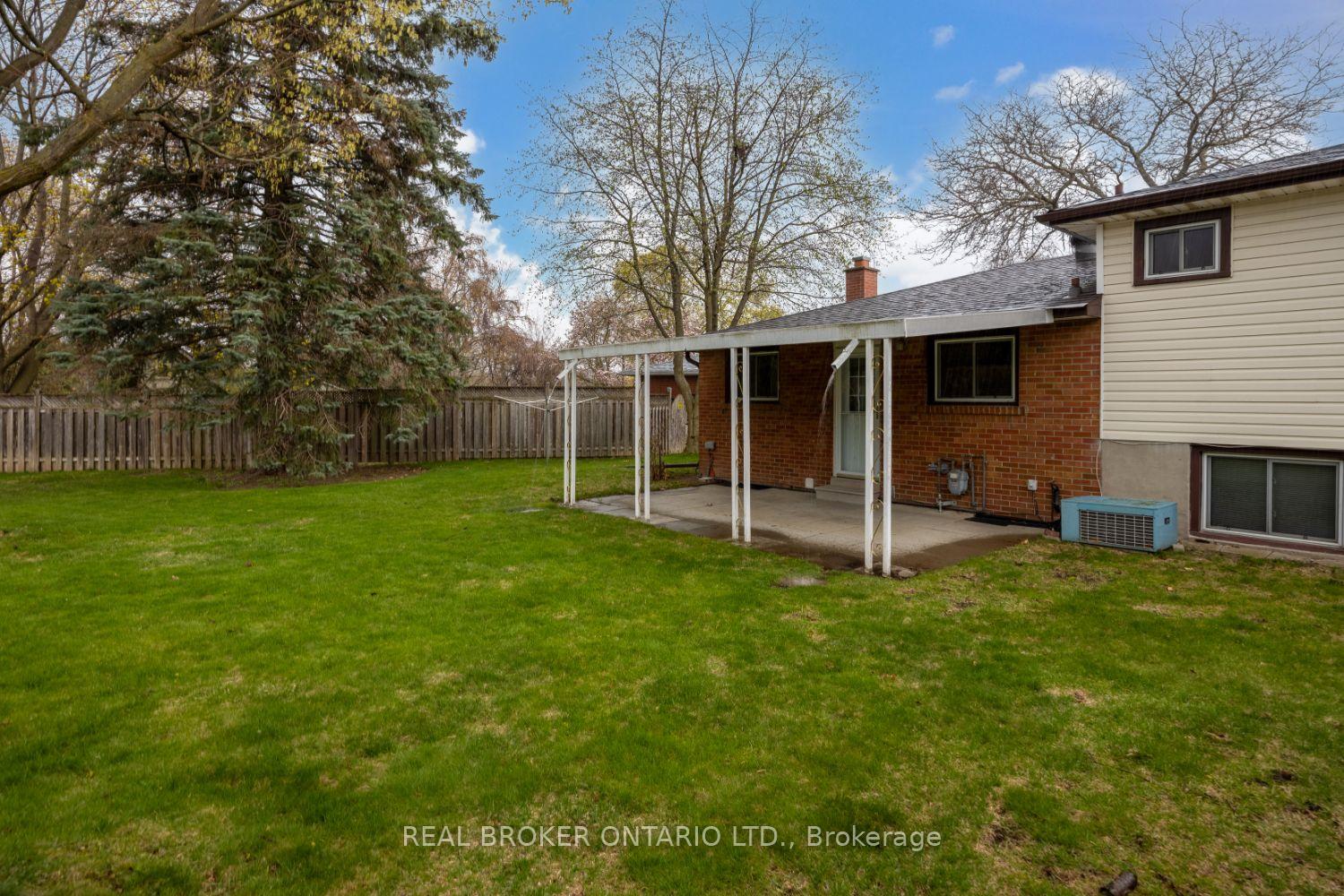 Photo 28 of 388 Marken Court, Oshawa, O'Neill — HOMEH