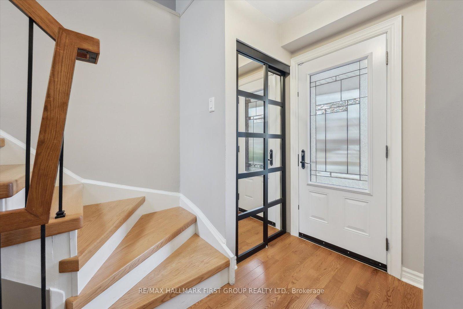 Photo 4 of 1801 Walnut Lane, Pickering, Liverpool — HOMEH